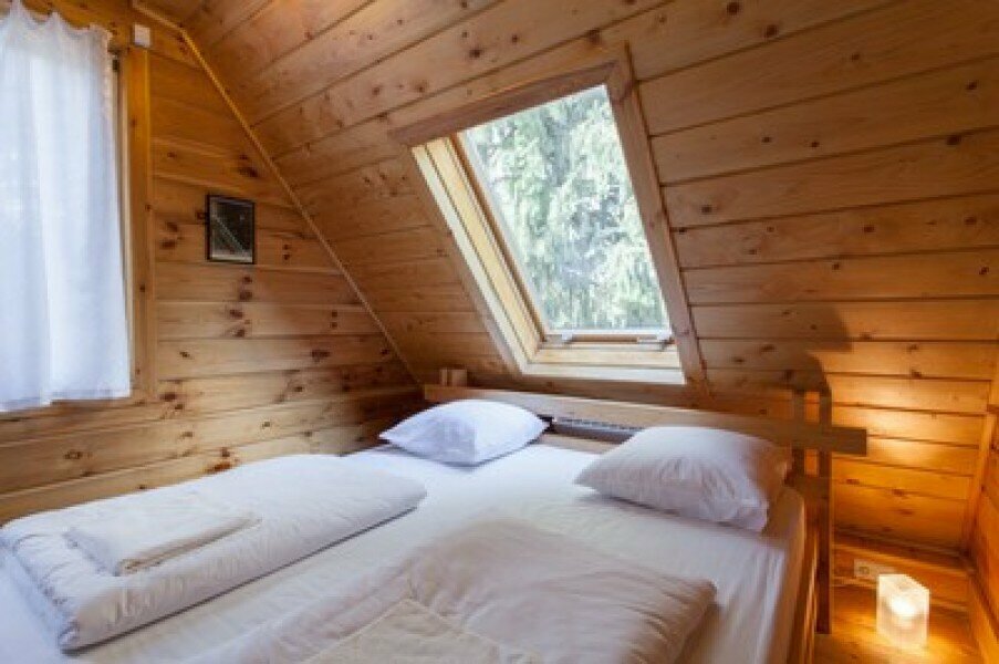 Двухместный номер с 1 кроватью и общей ванной комнатой