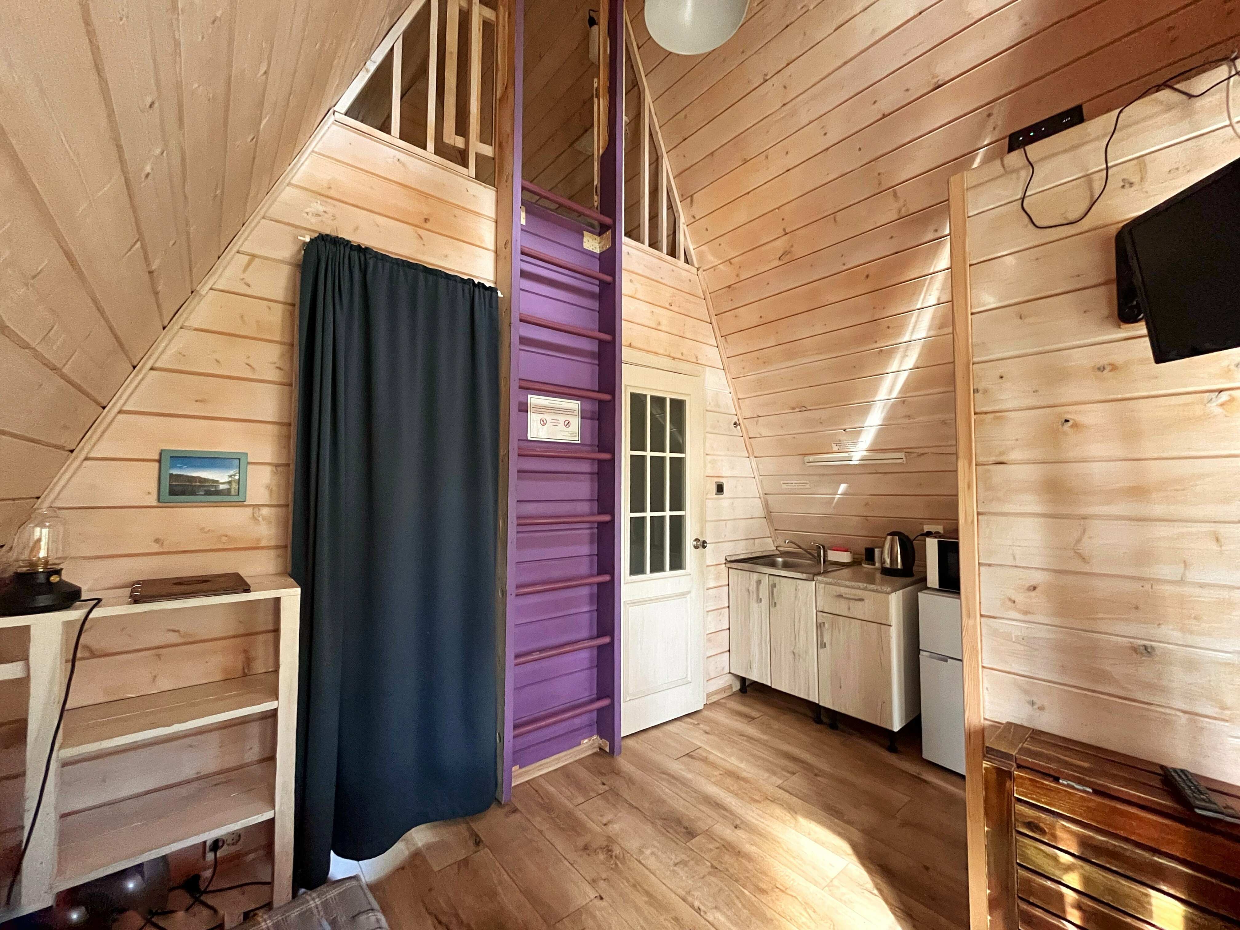 Коттедж 4 (+2)