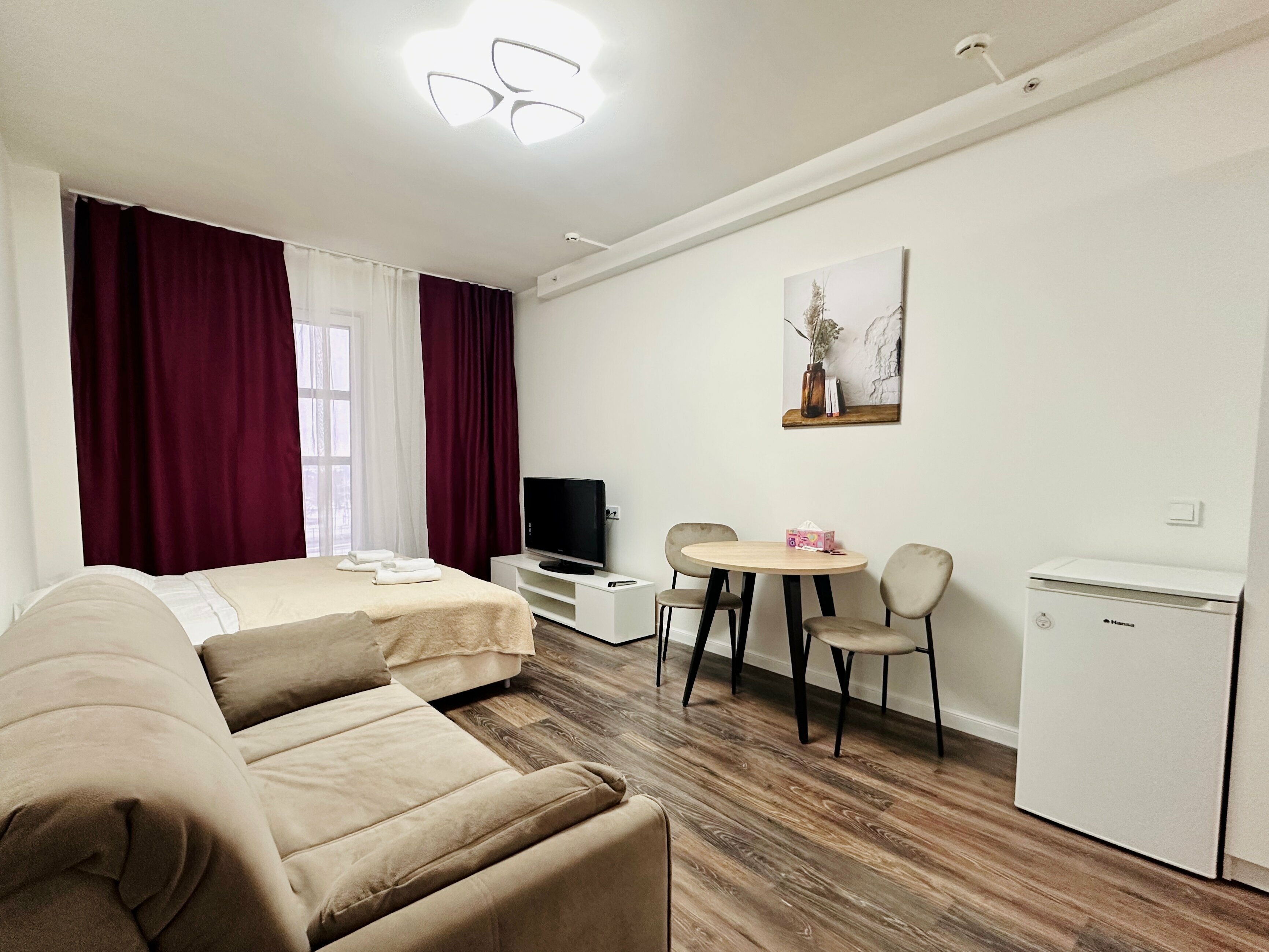 Полулюкс с балконом