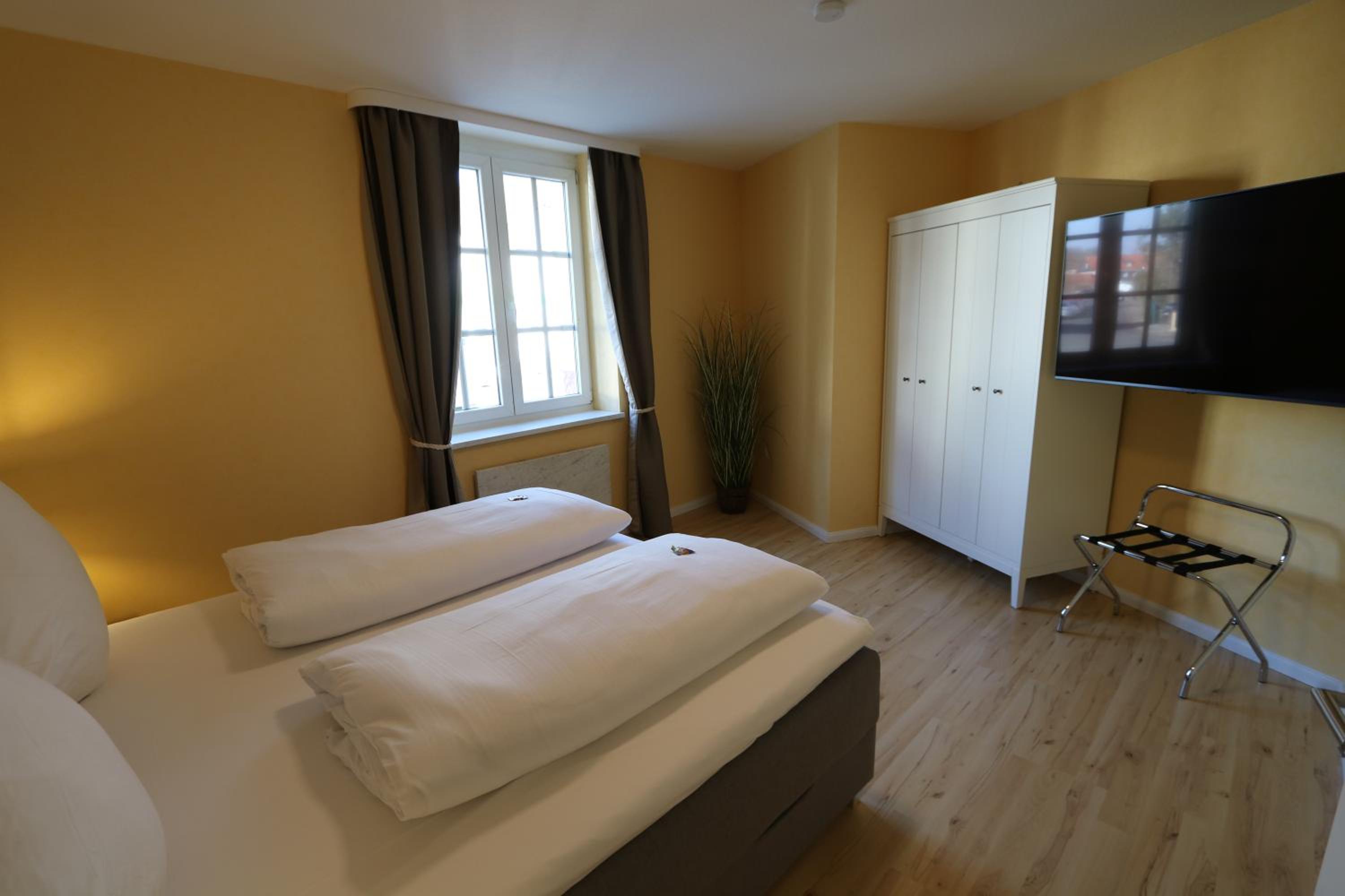 One-Bedroom Family Apartment