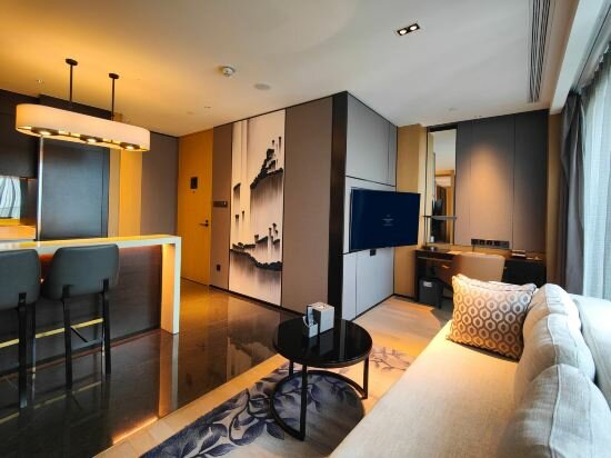 Superior 1 Bedroom Suite
