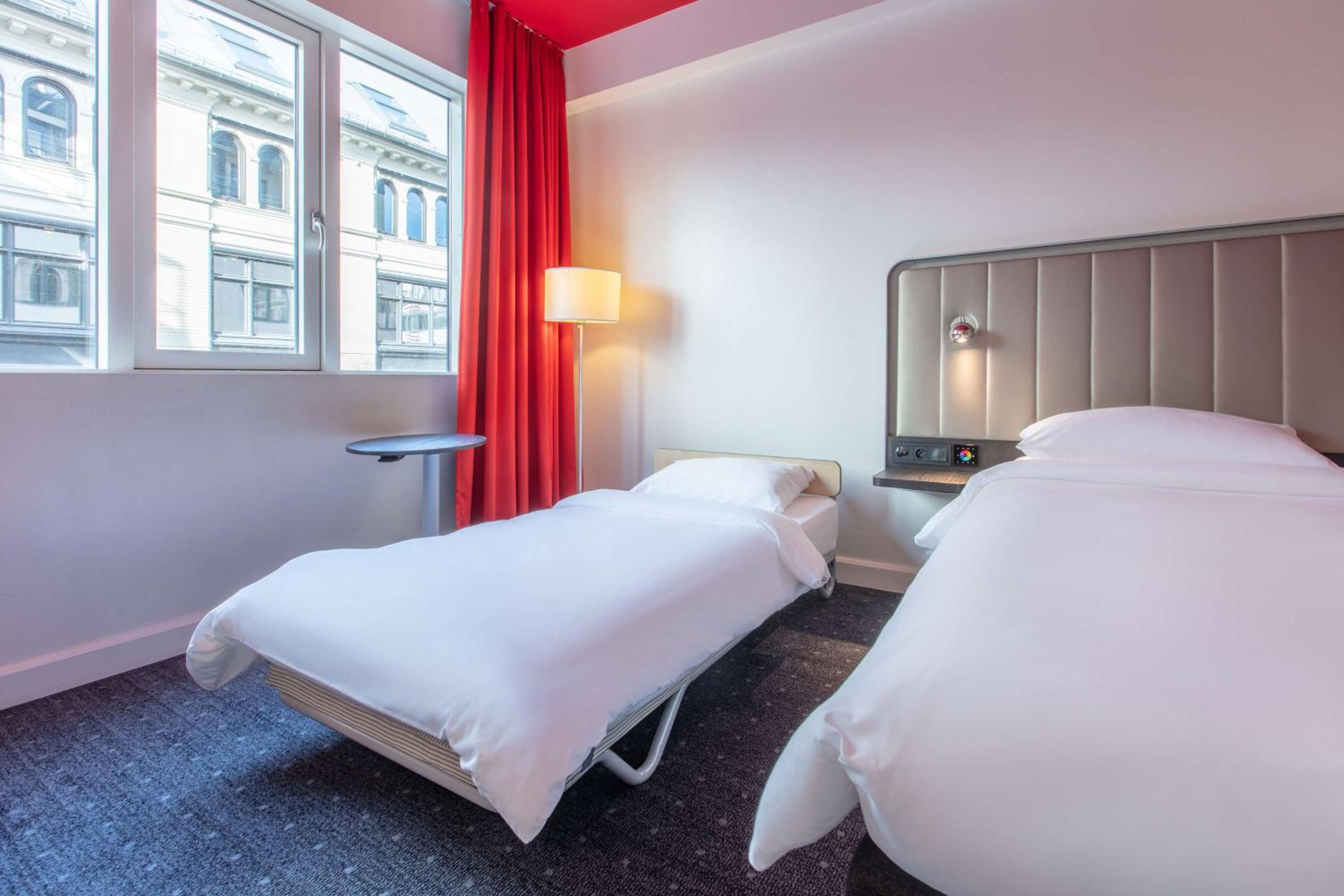 Net Zero Standard Room