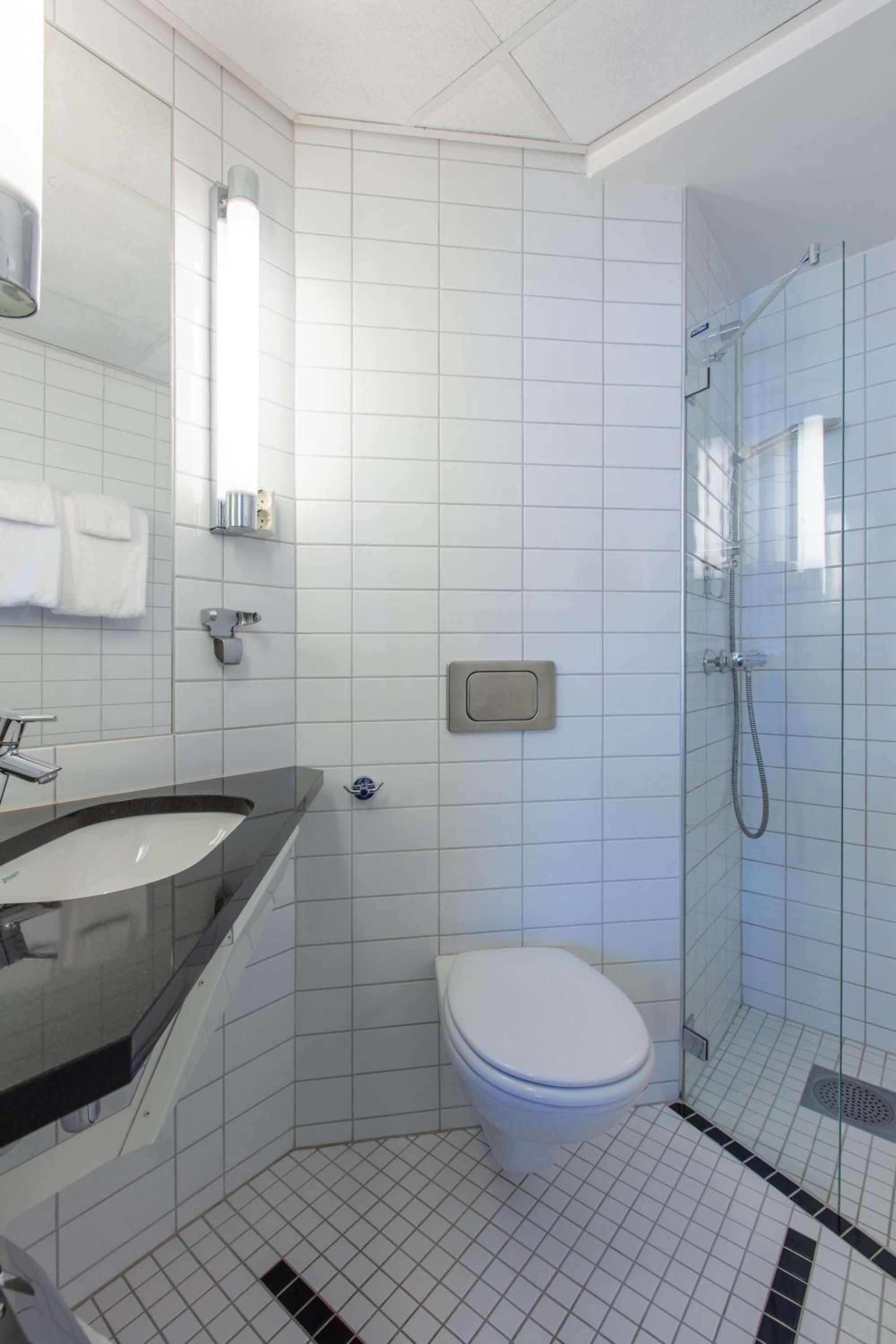 Net Zero Standard Room