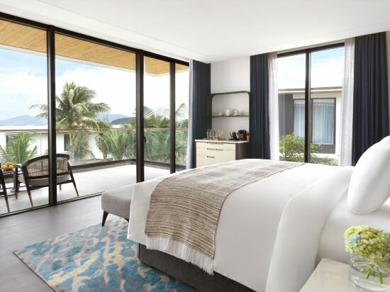 Lush Villa Three Bedroom With Pool