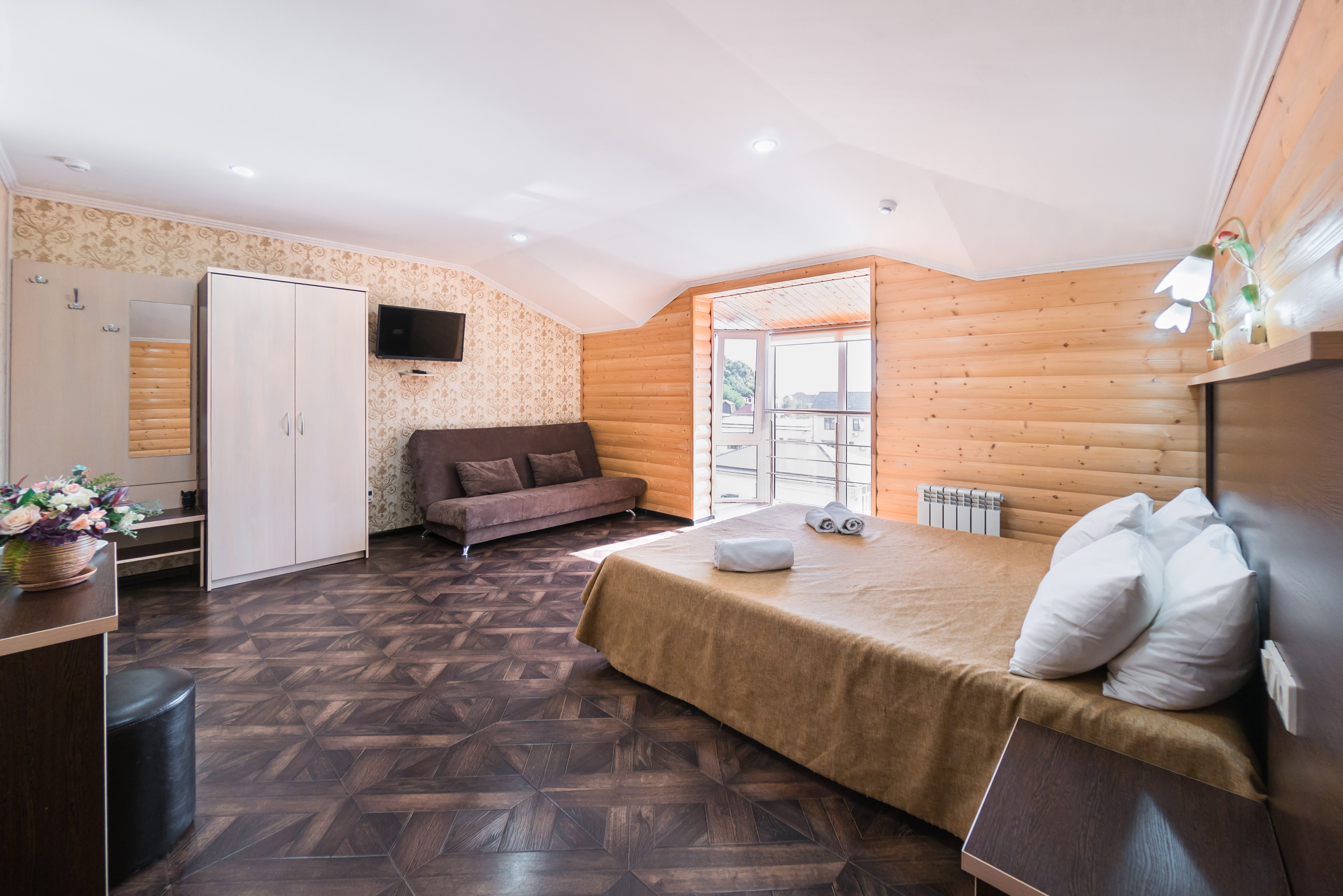 Панорамный 3-местный