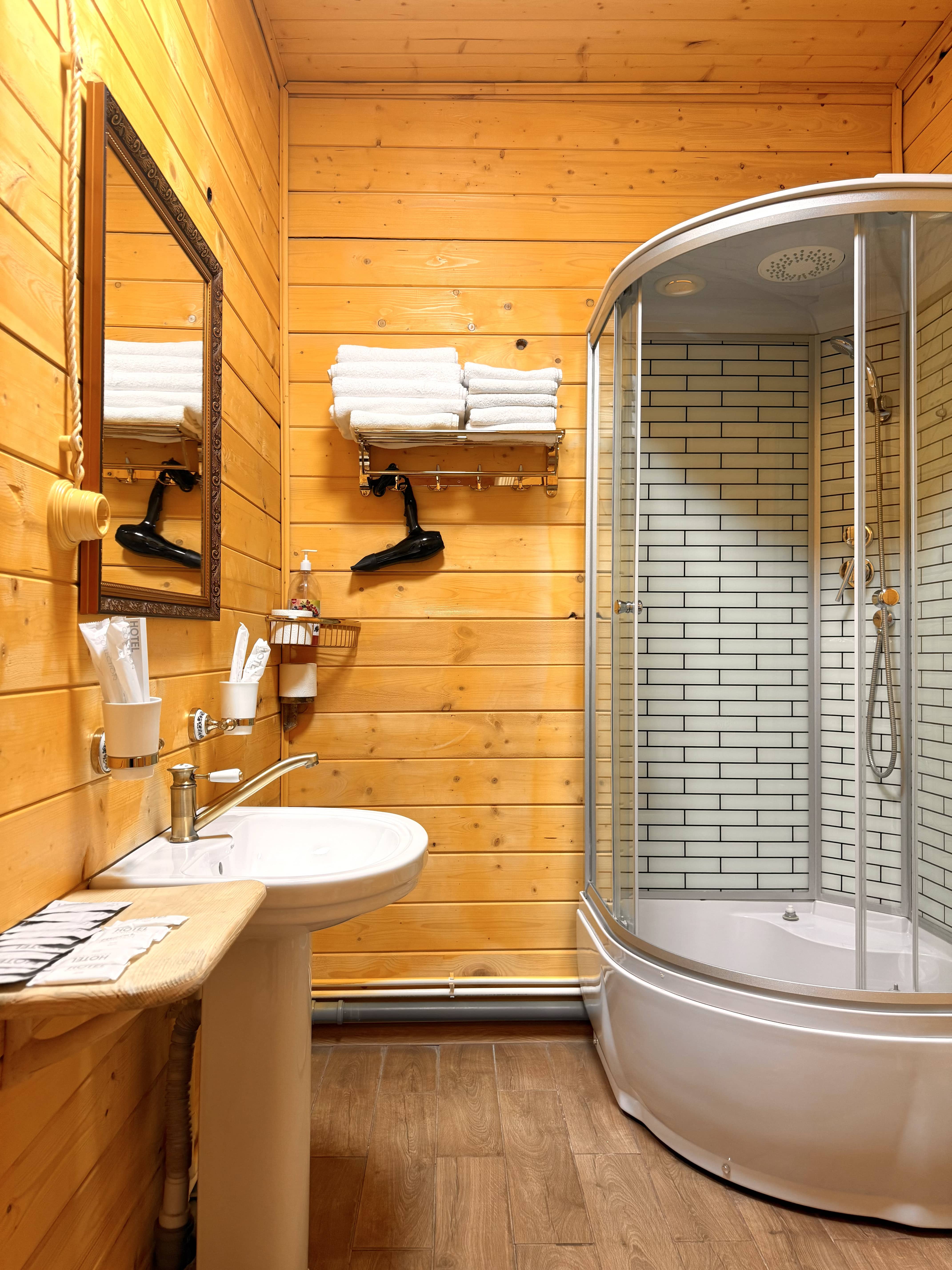 Трехкомнатный улучшенный комфорт с видом на горы | 3 этаж