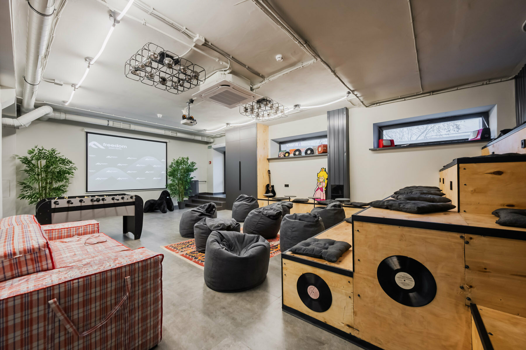 Стандарт с 2 односпальными кроватями