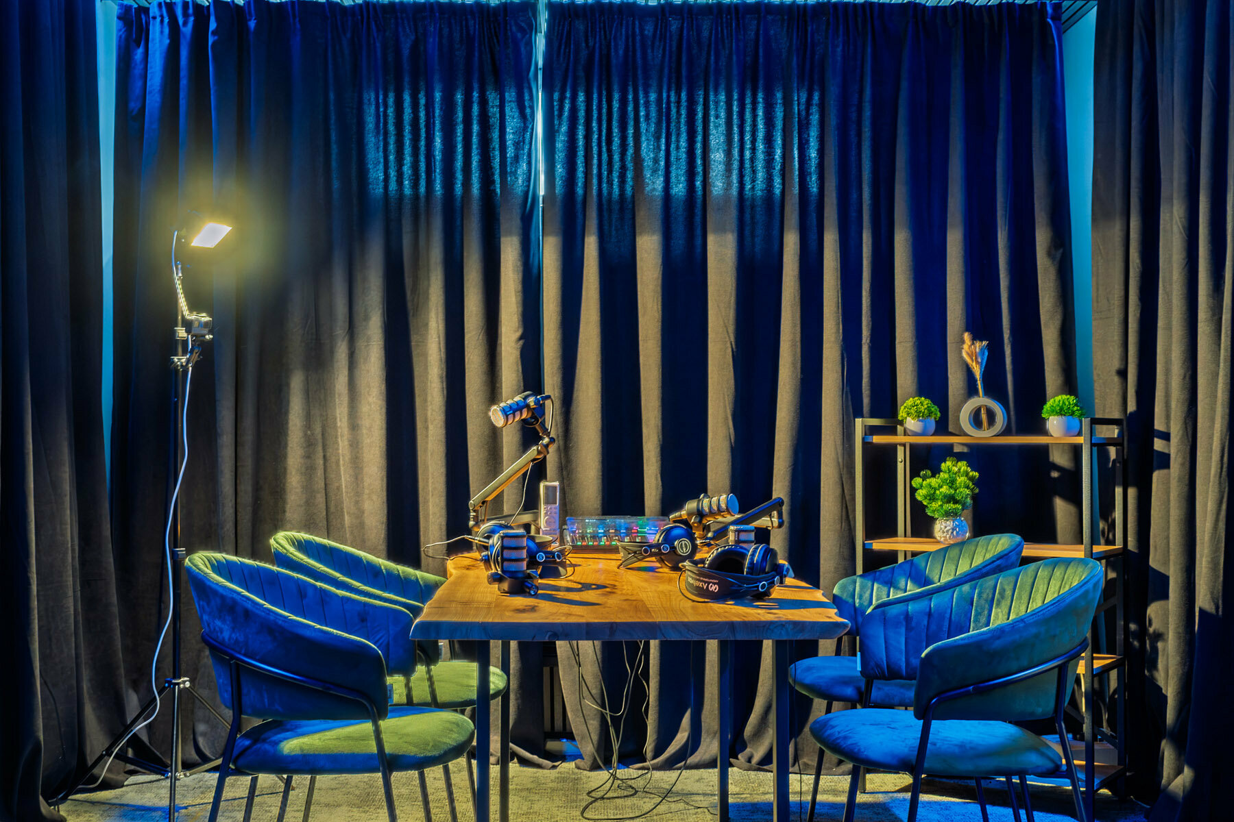 Классик с 1 двуспальной кроватью и ванной