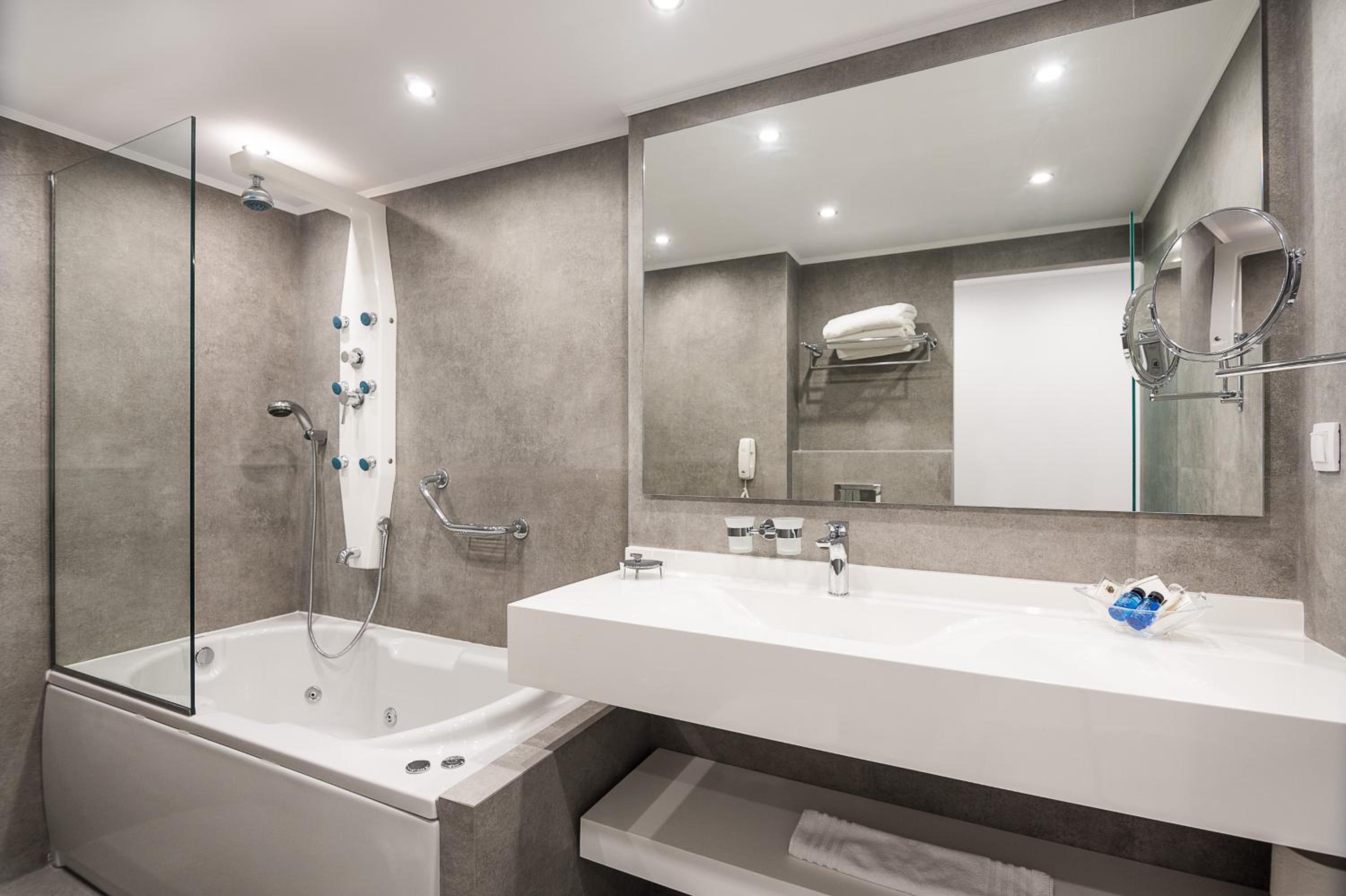 Sunshine Triple Room with Sea View