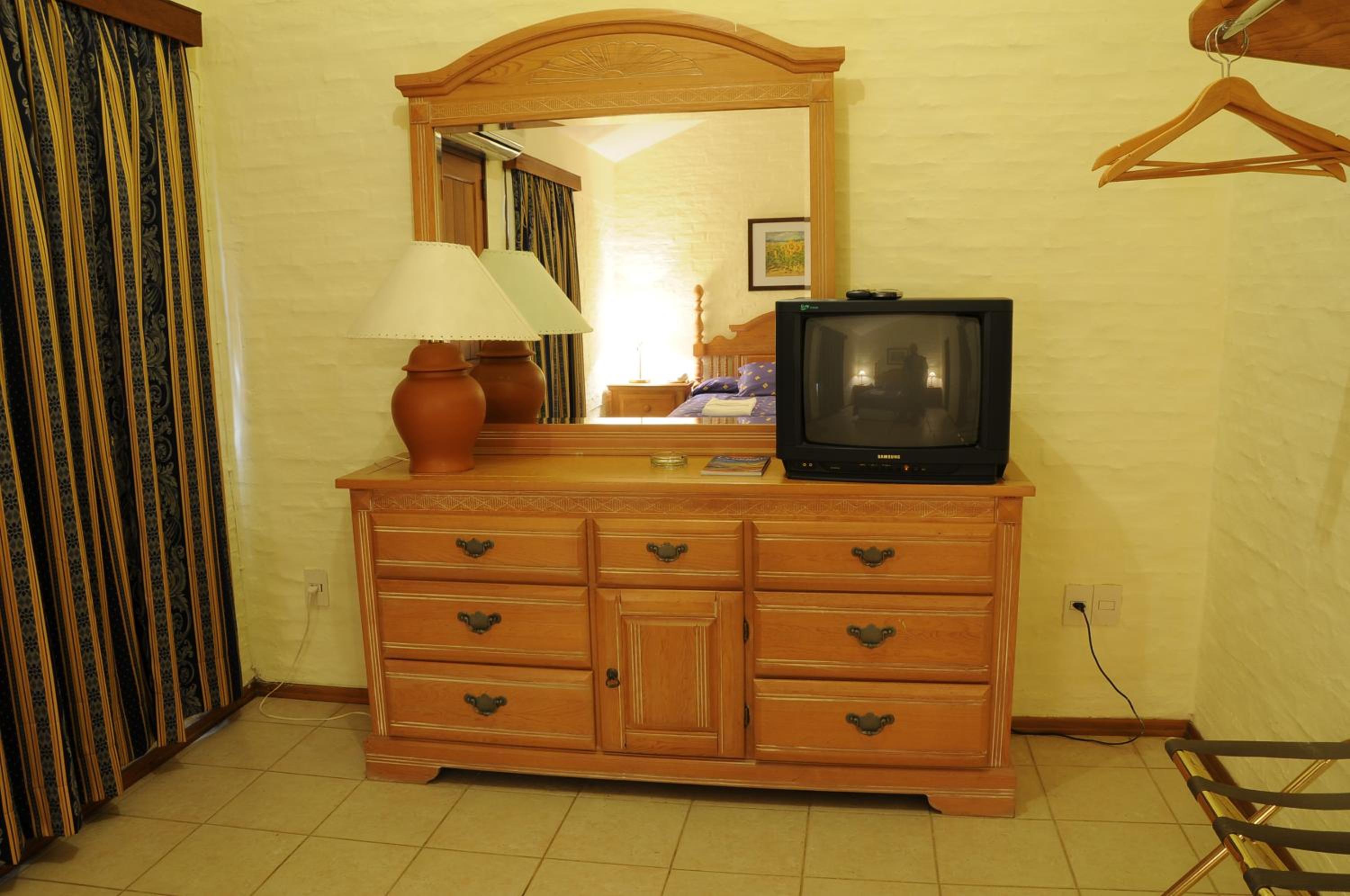 One-Bedroom Bungalow