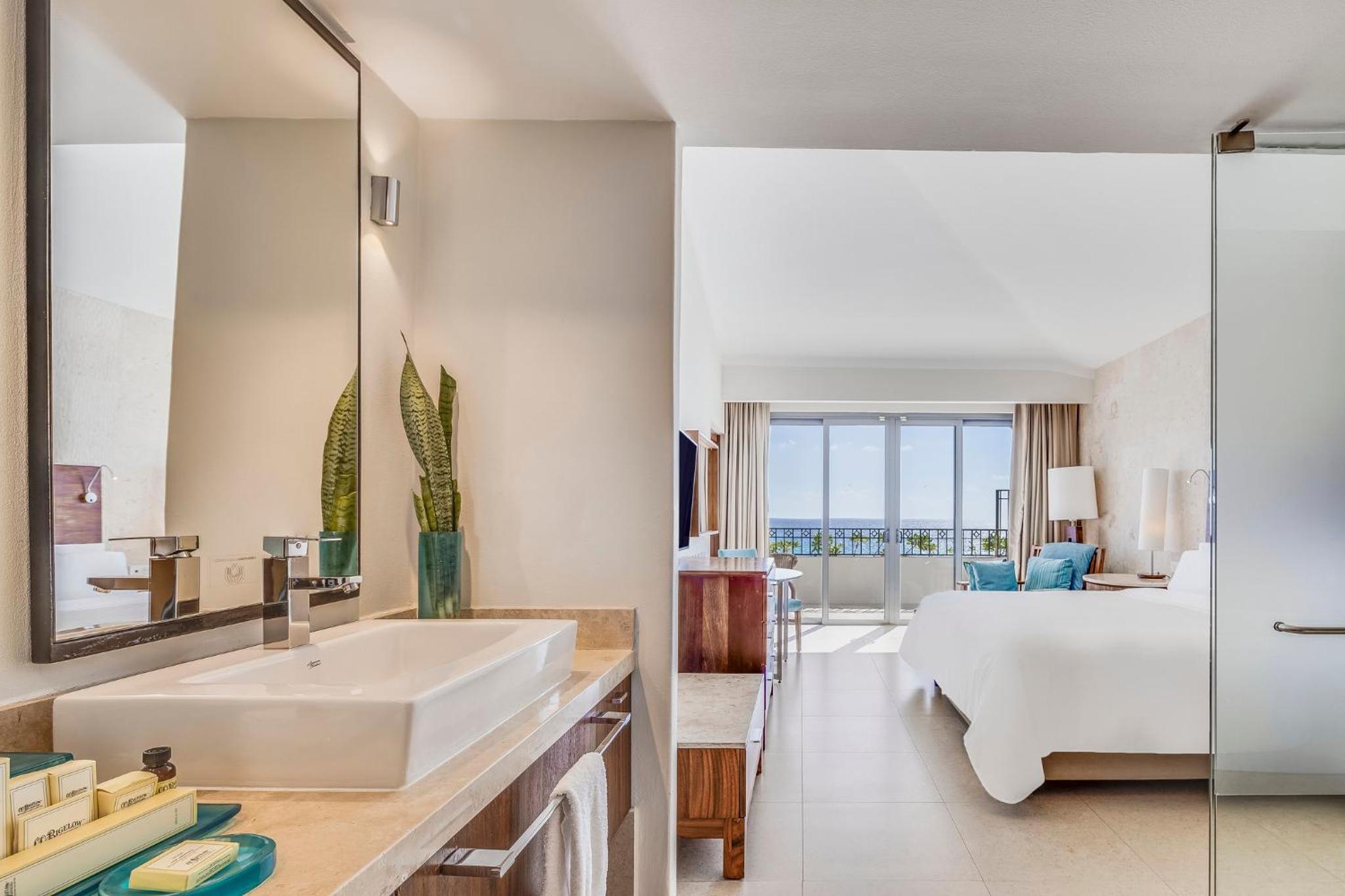 2 Bedroom Master Suite