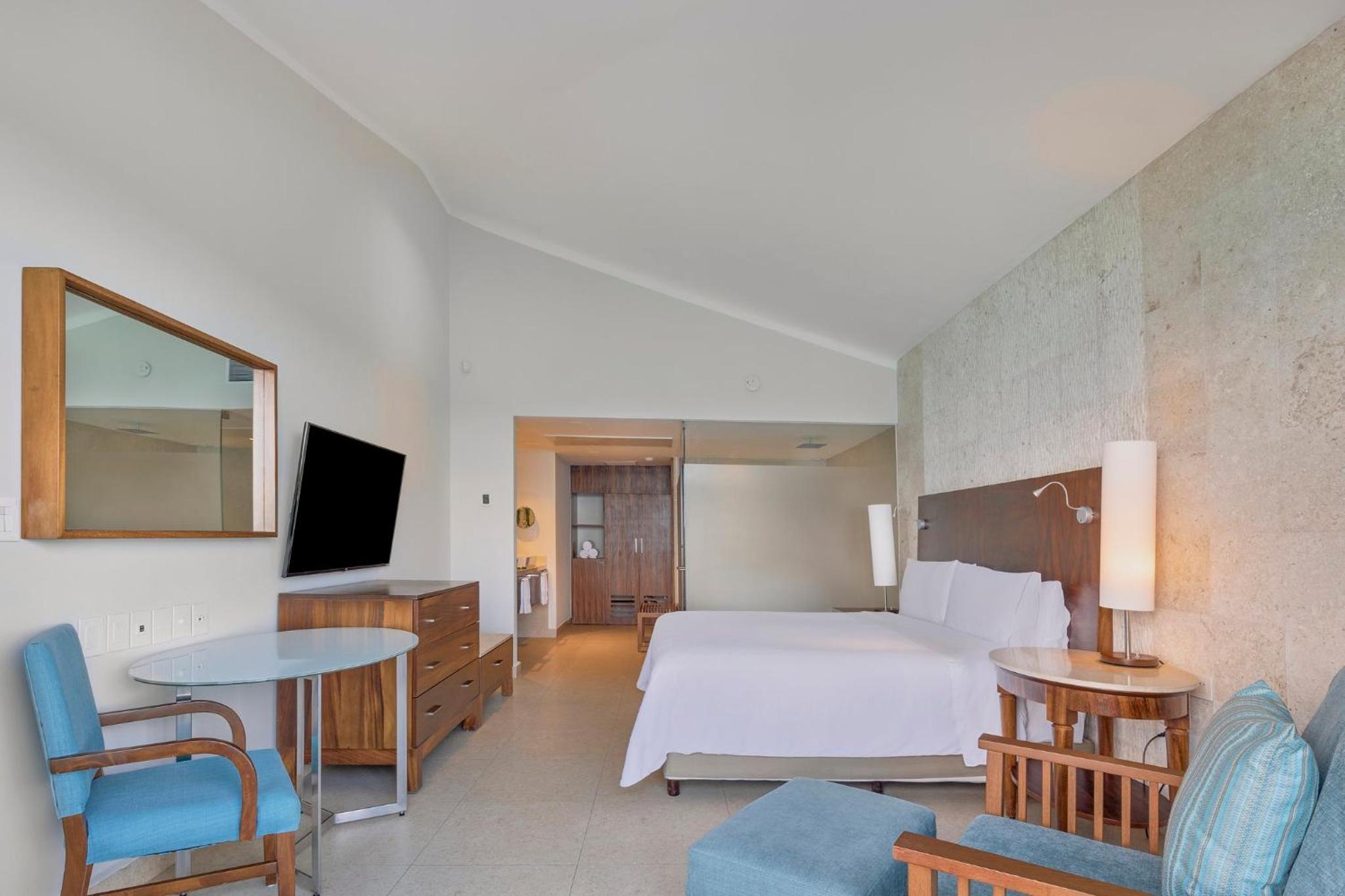 2 Bedroom Master Suite