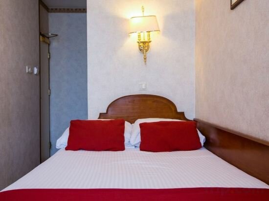 Small Double Room With Private Bathroom