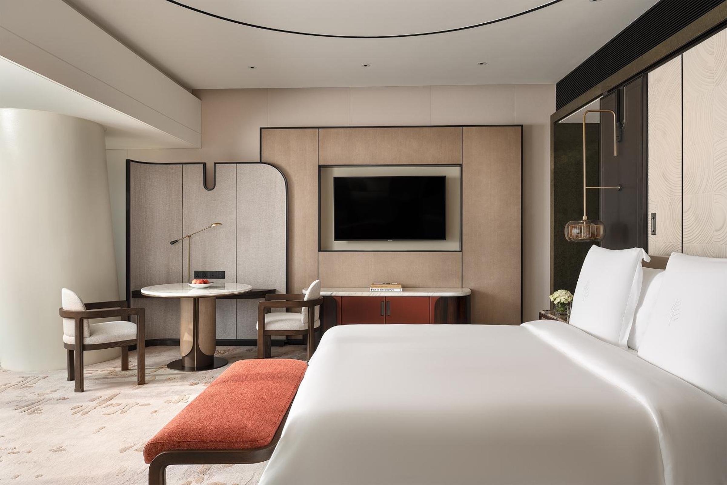 Skyline City View Room King