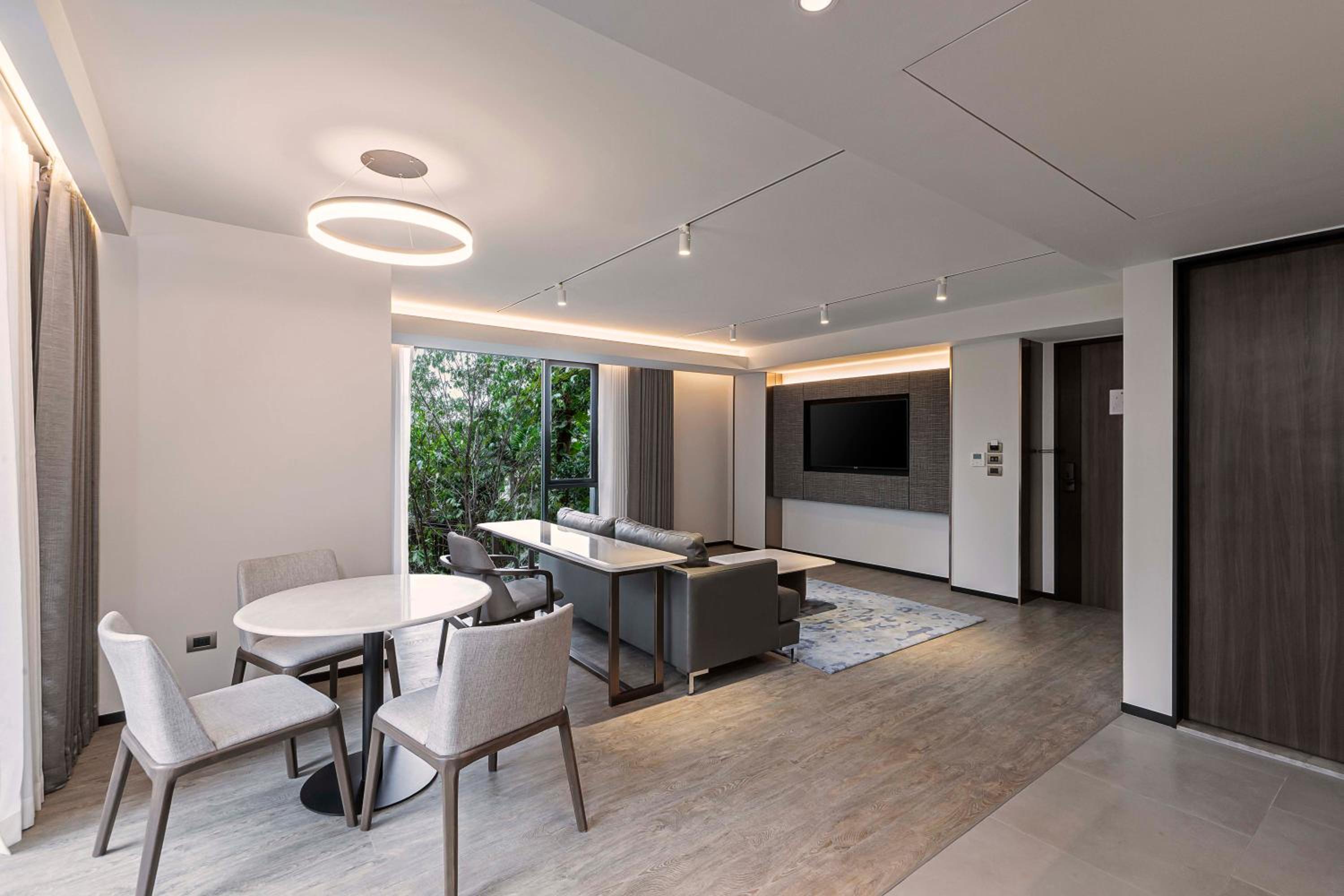 One Bedroom Executive