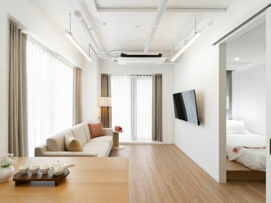 Family 2Room