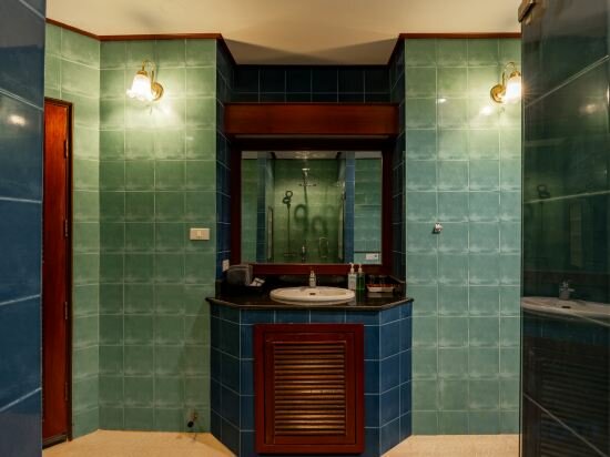 Deluxe Family Two Bedroom Room