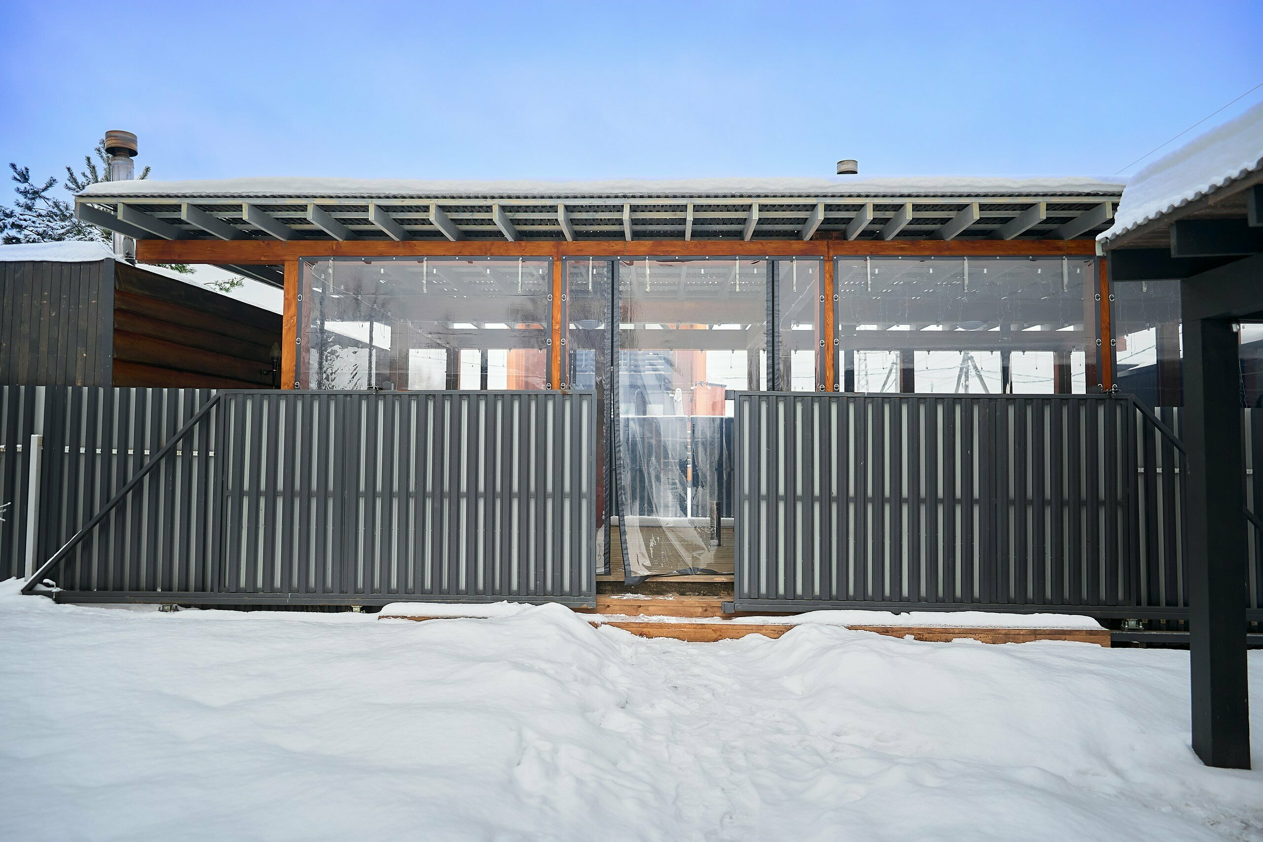 Lucky Home Rent| Домик у озера 1