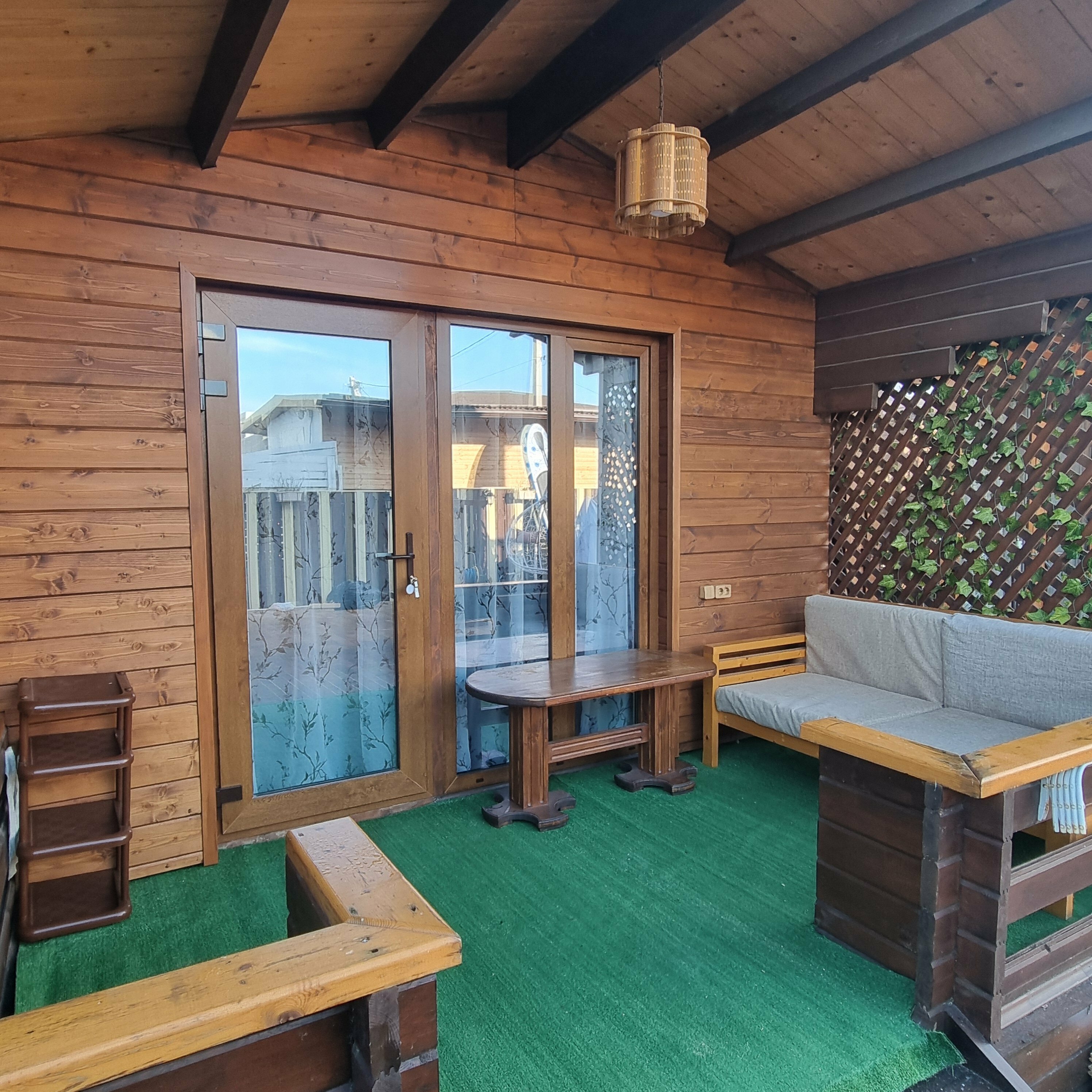 Домики с видом на двор