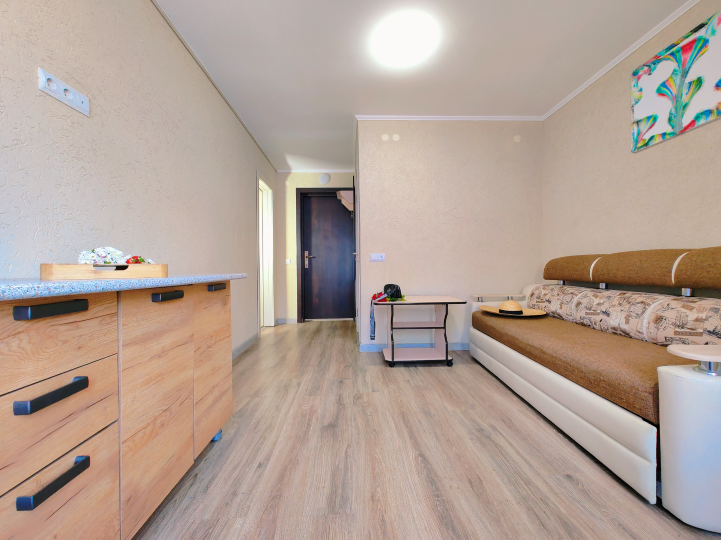 Двухкомнатный Шестиместный Семейный номер