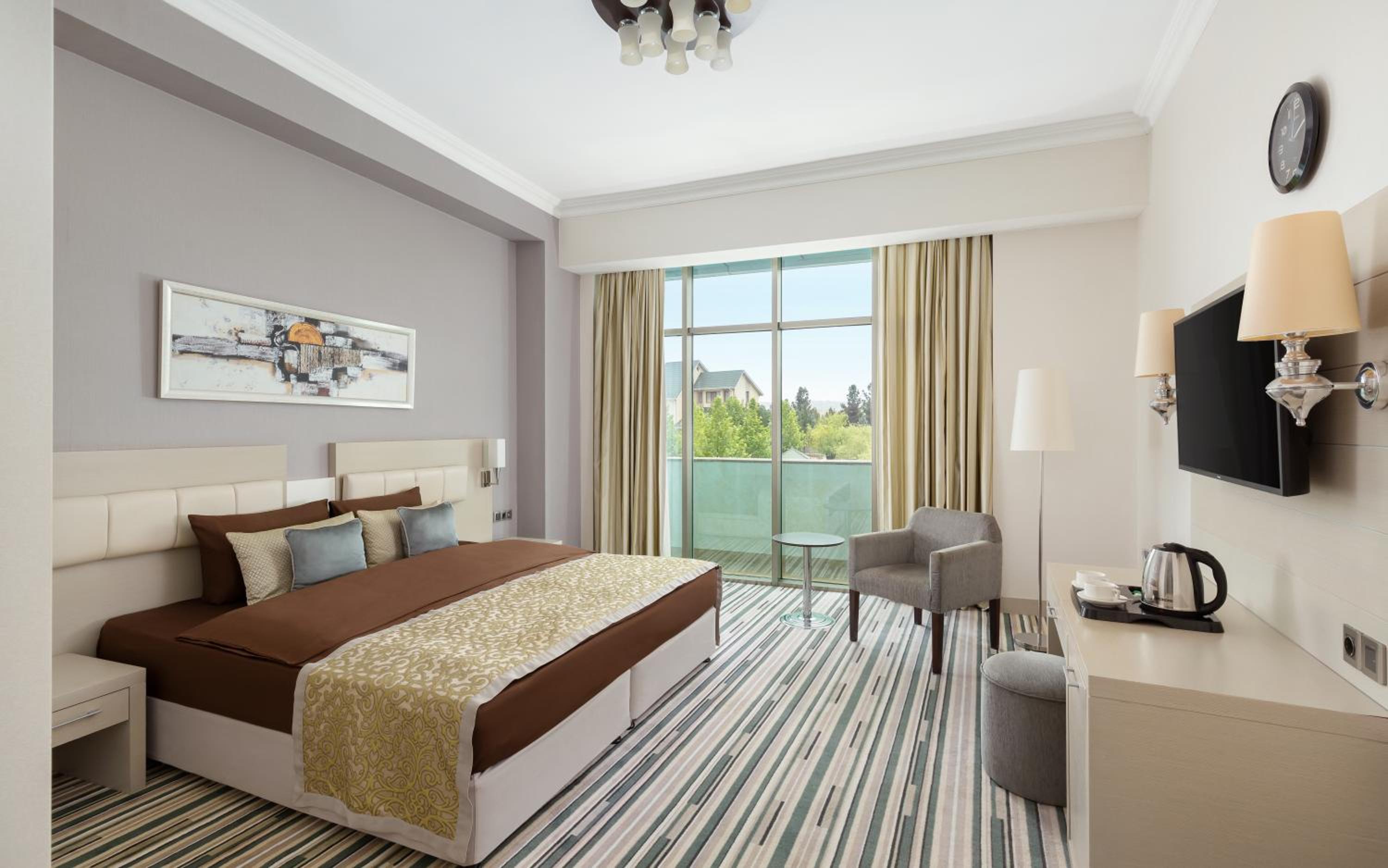 Standard King Room