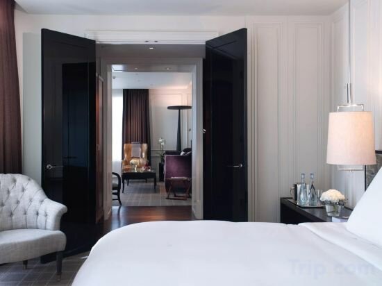 Grand Premier Suite