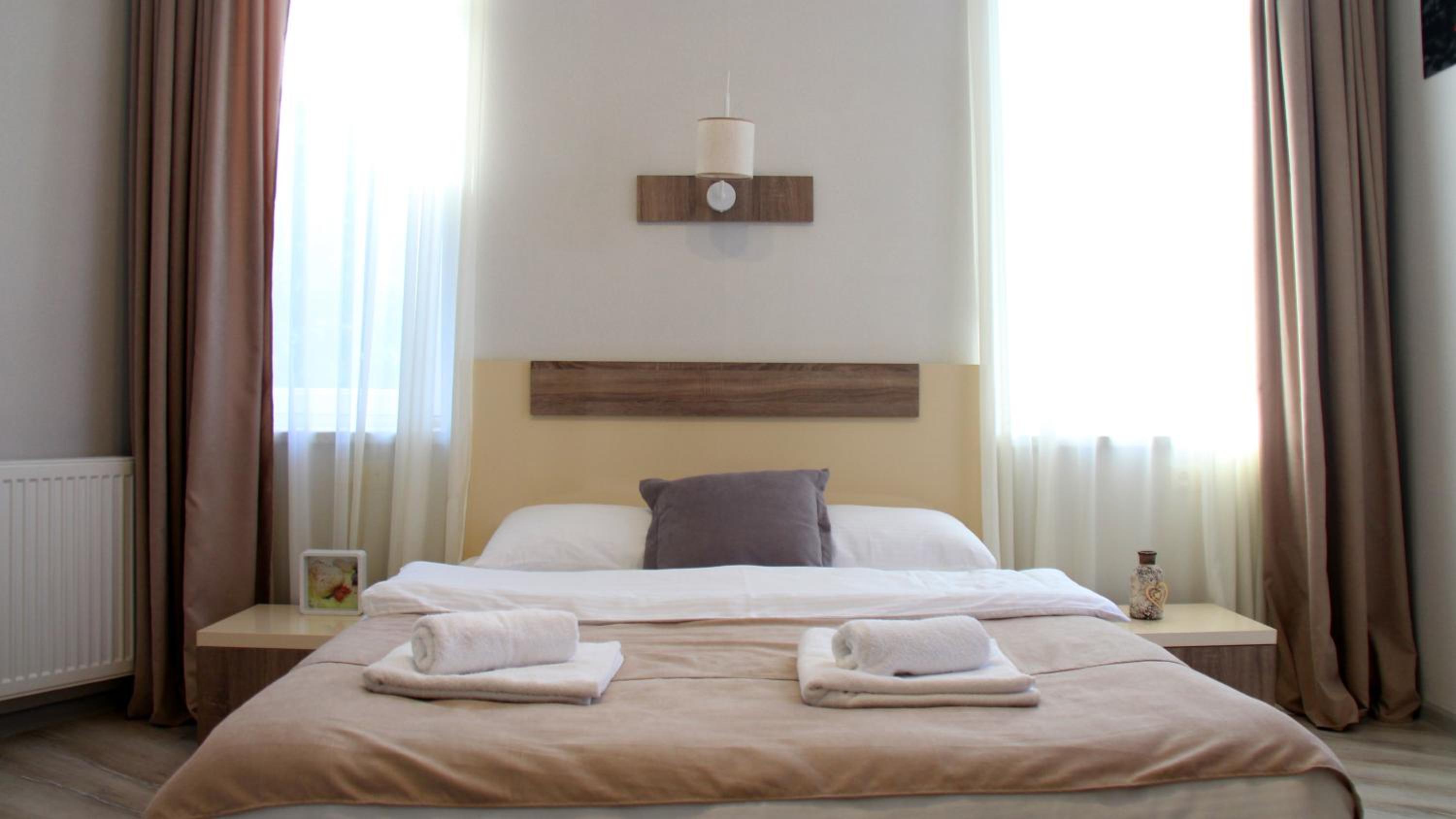 King Room With Balcony