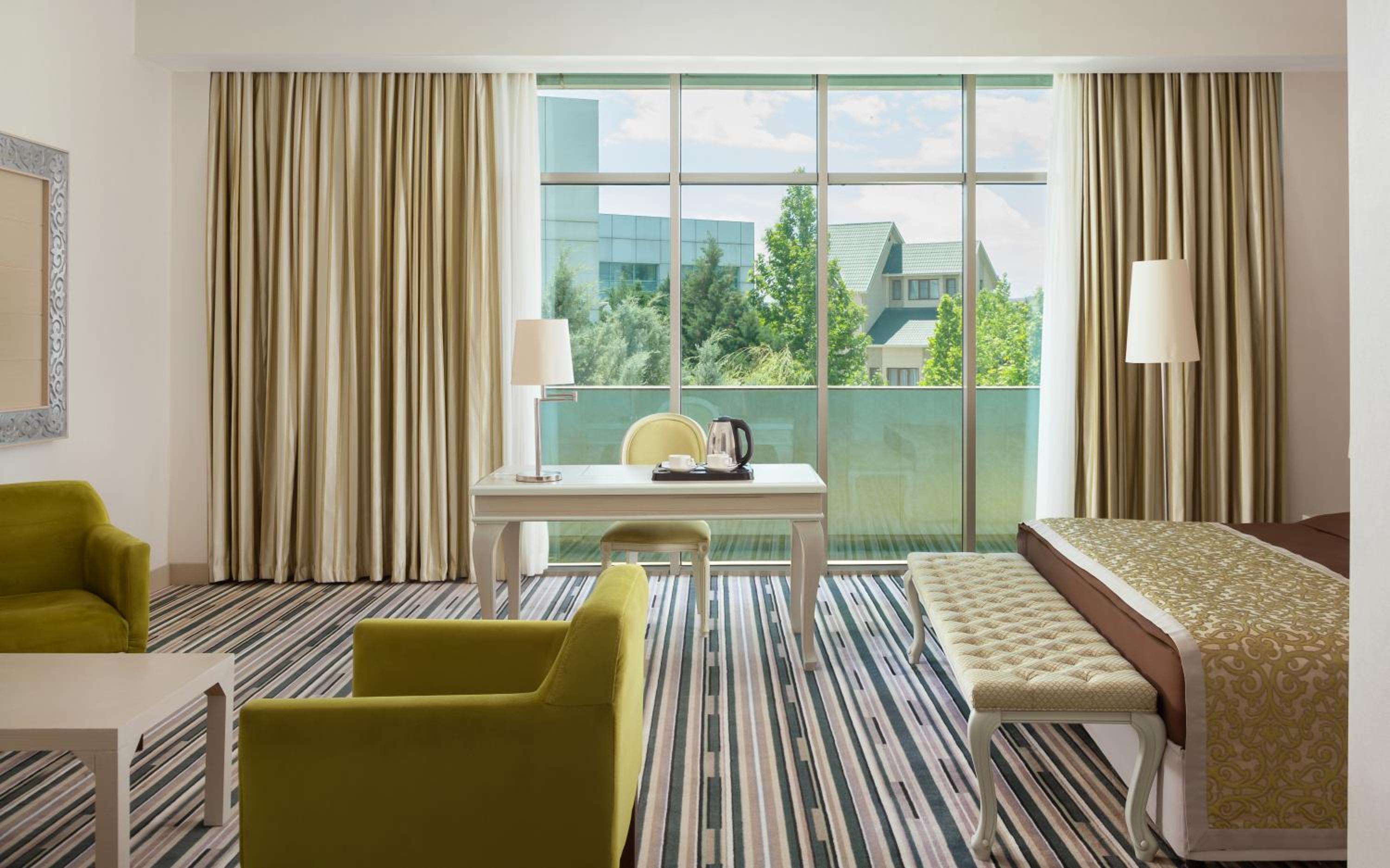 Junior Suite King