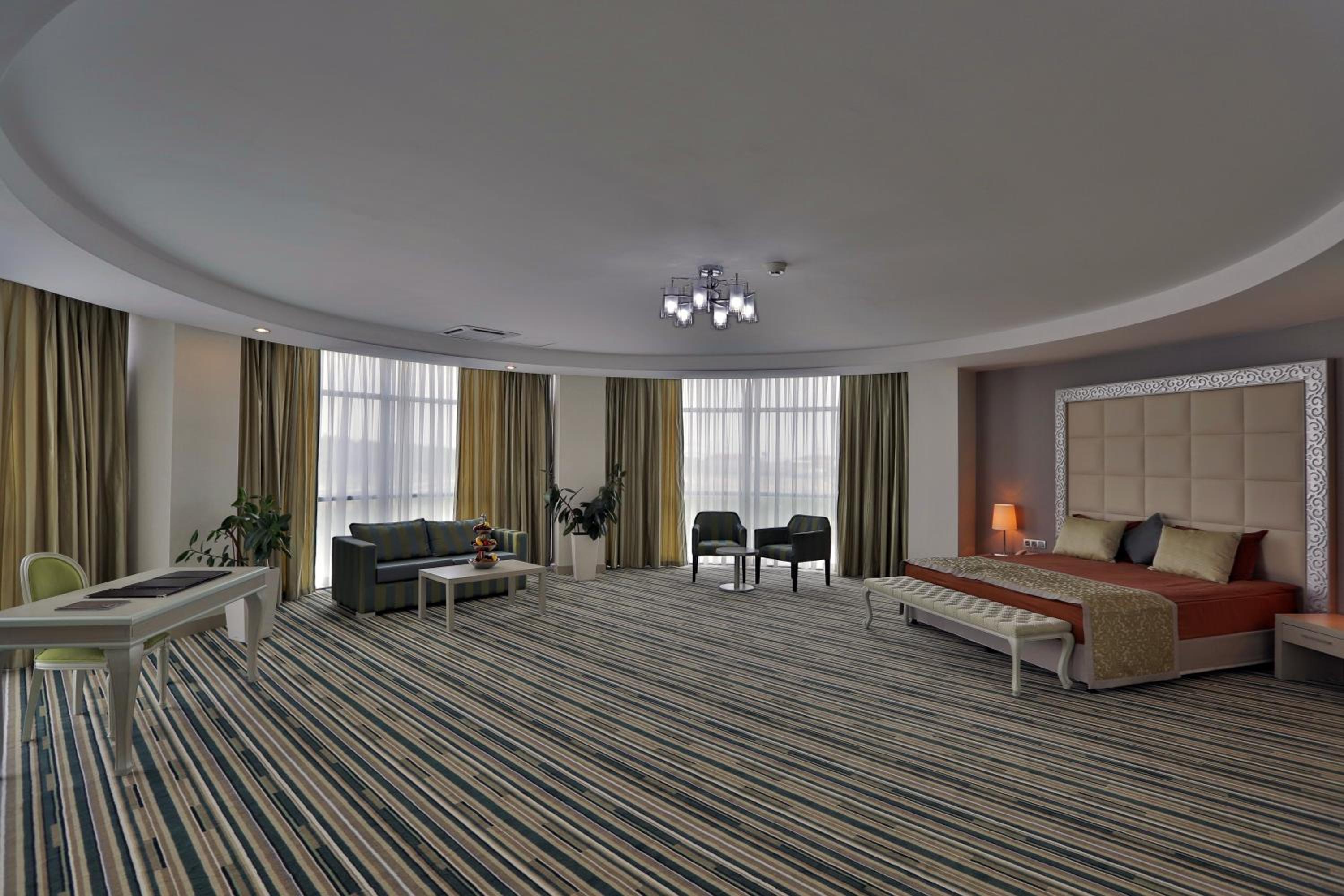 Junior Suite King