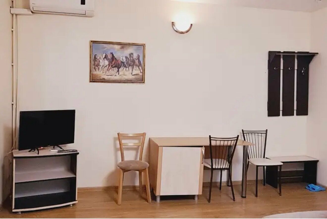 Трёхместный стандарт с кухней и балконом