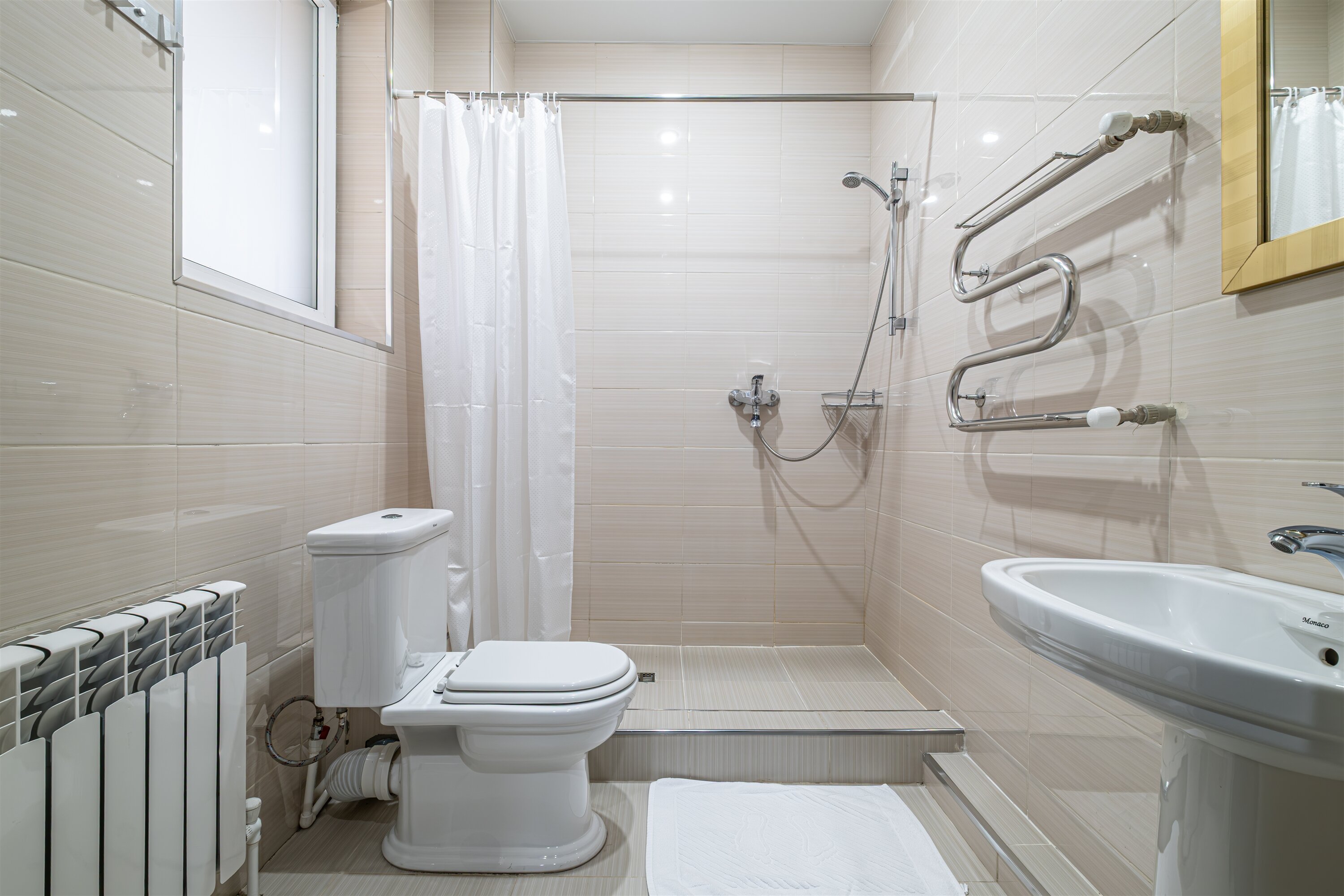 Стандартный трехместный номер