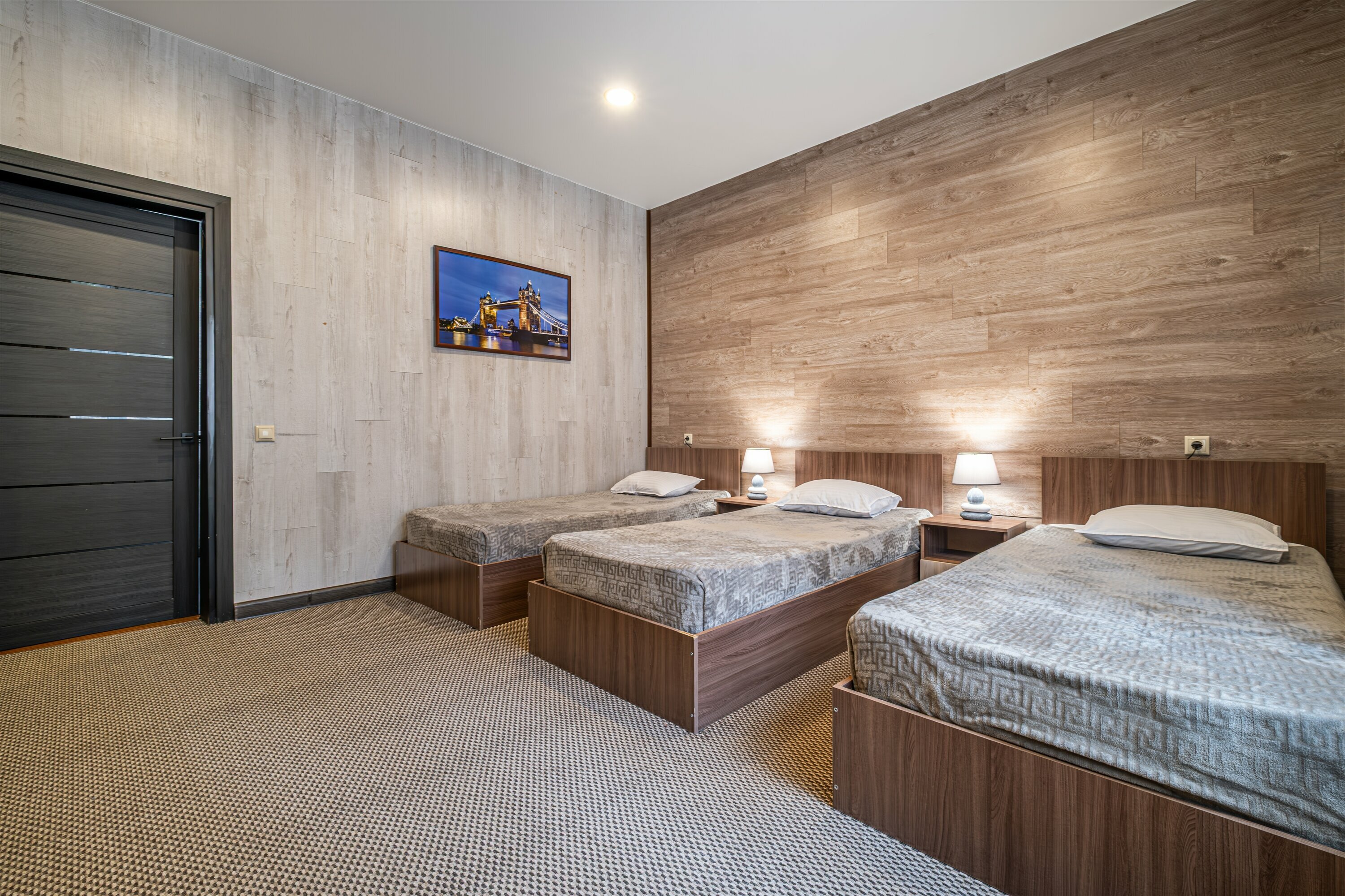 Стандартный трехместный номер