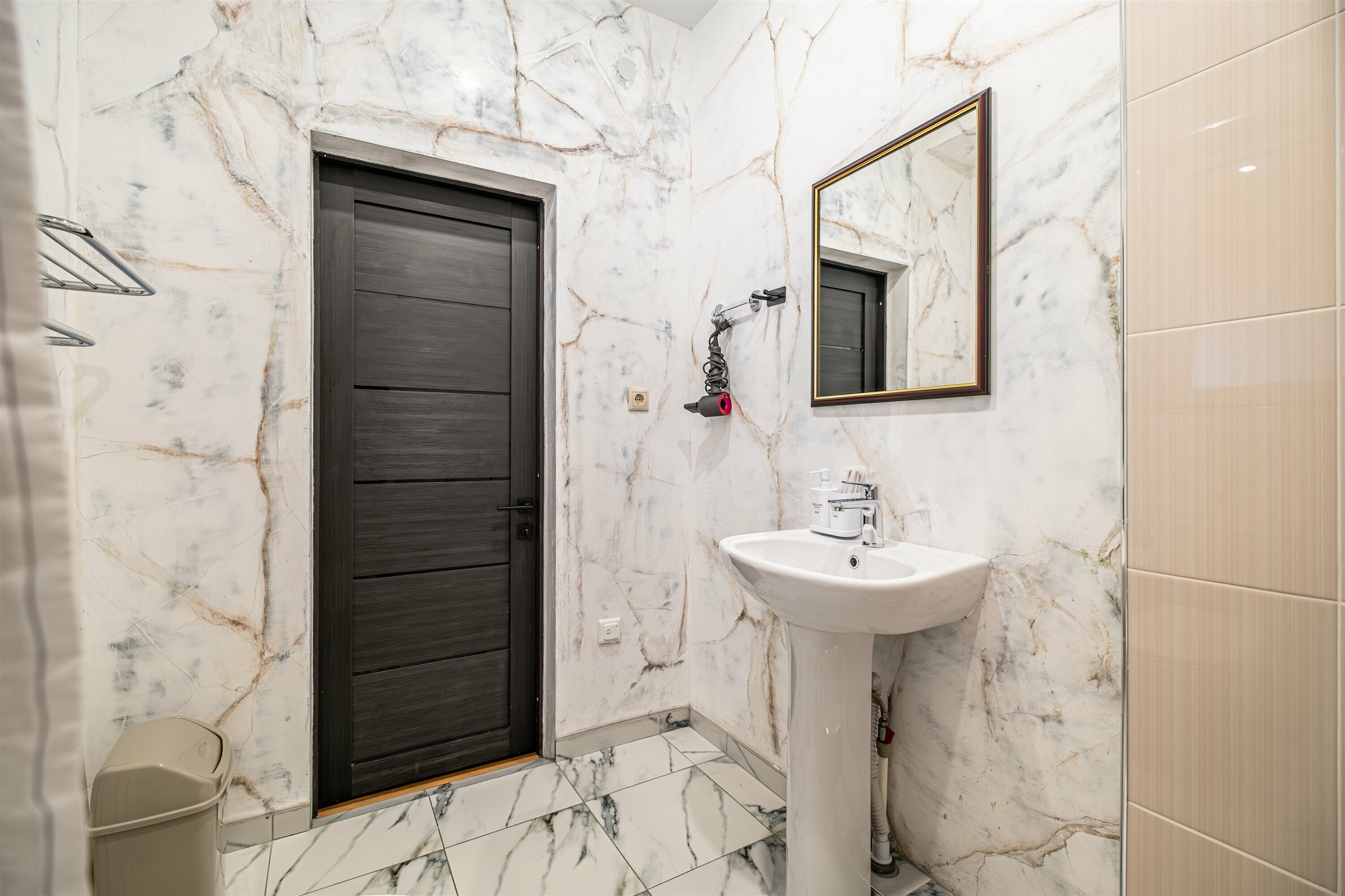 Улучшенный трехместный номер