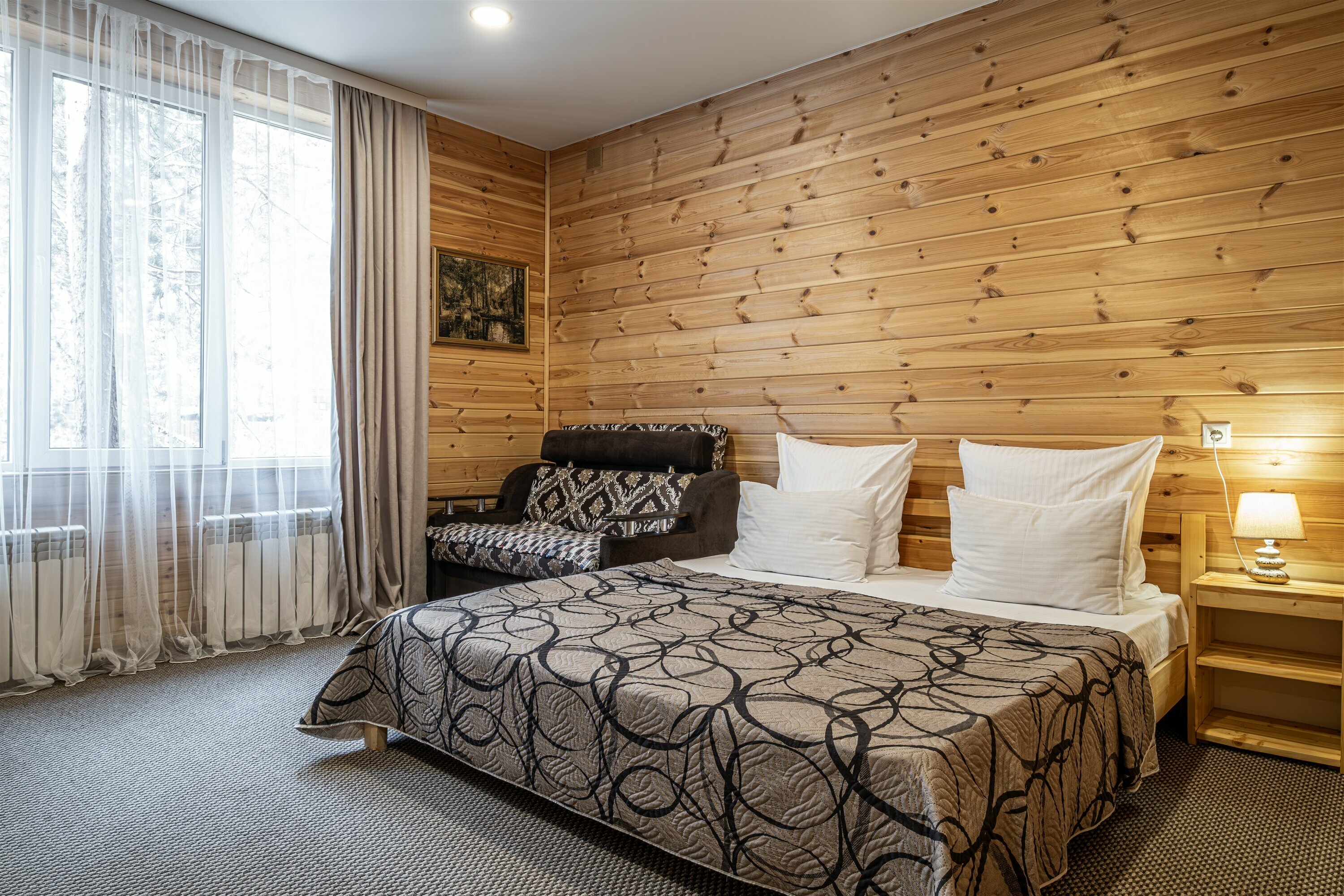 Улучшенный трехместный номер