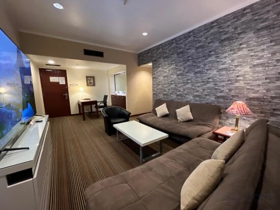 Suite With Steam Room