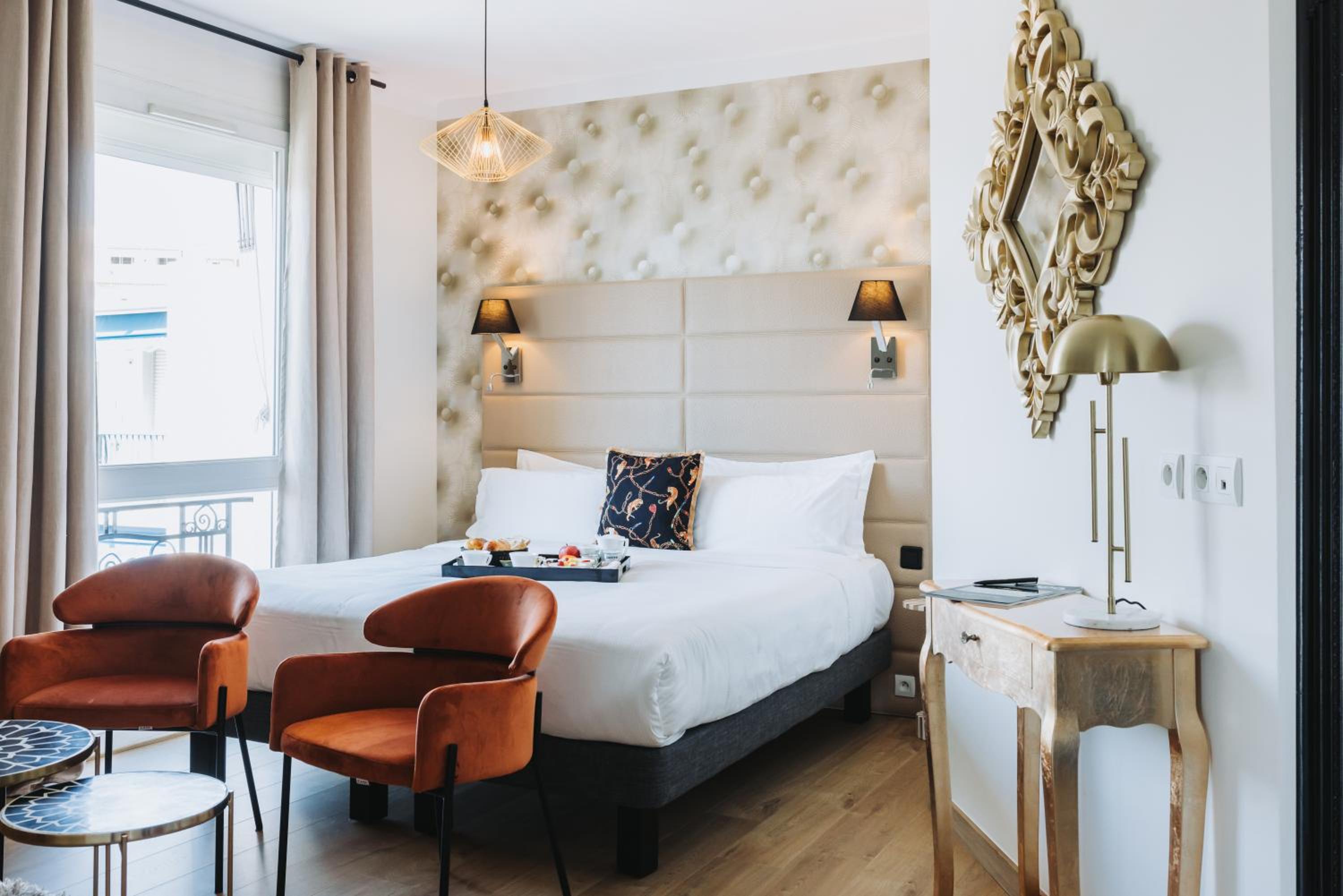 Executive Room