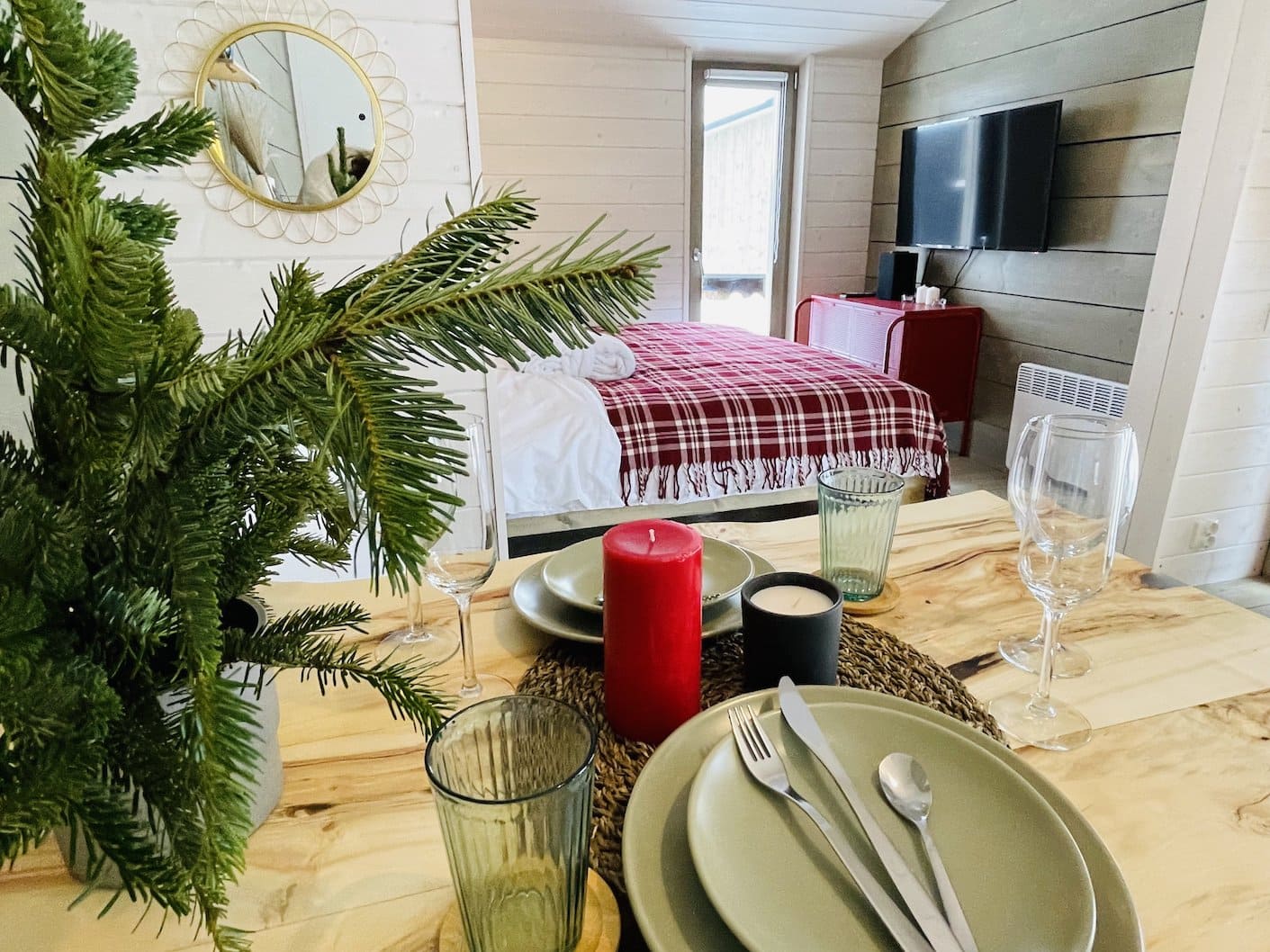 Коттедж с видом на лес