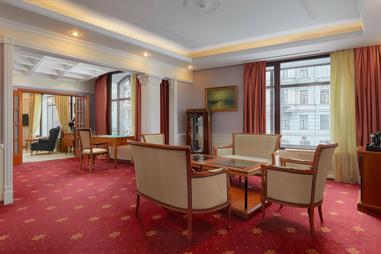 Сюит Голден Гарден