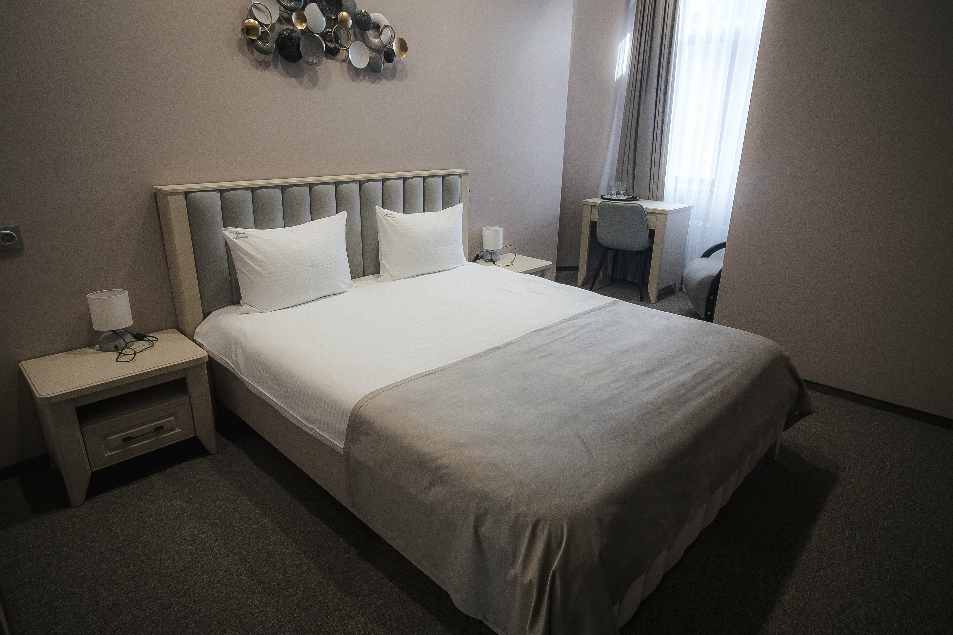 Семейный двухкомнатный номер с балконом