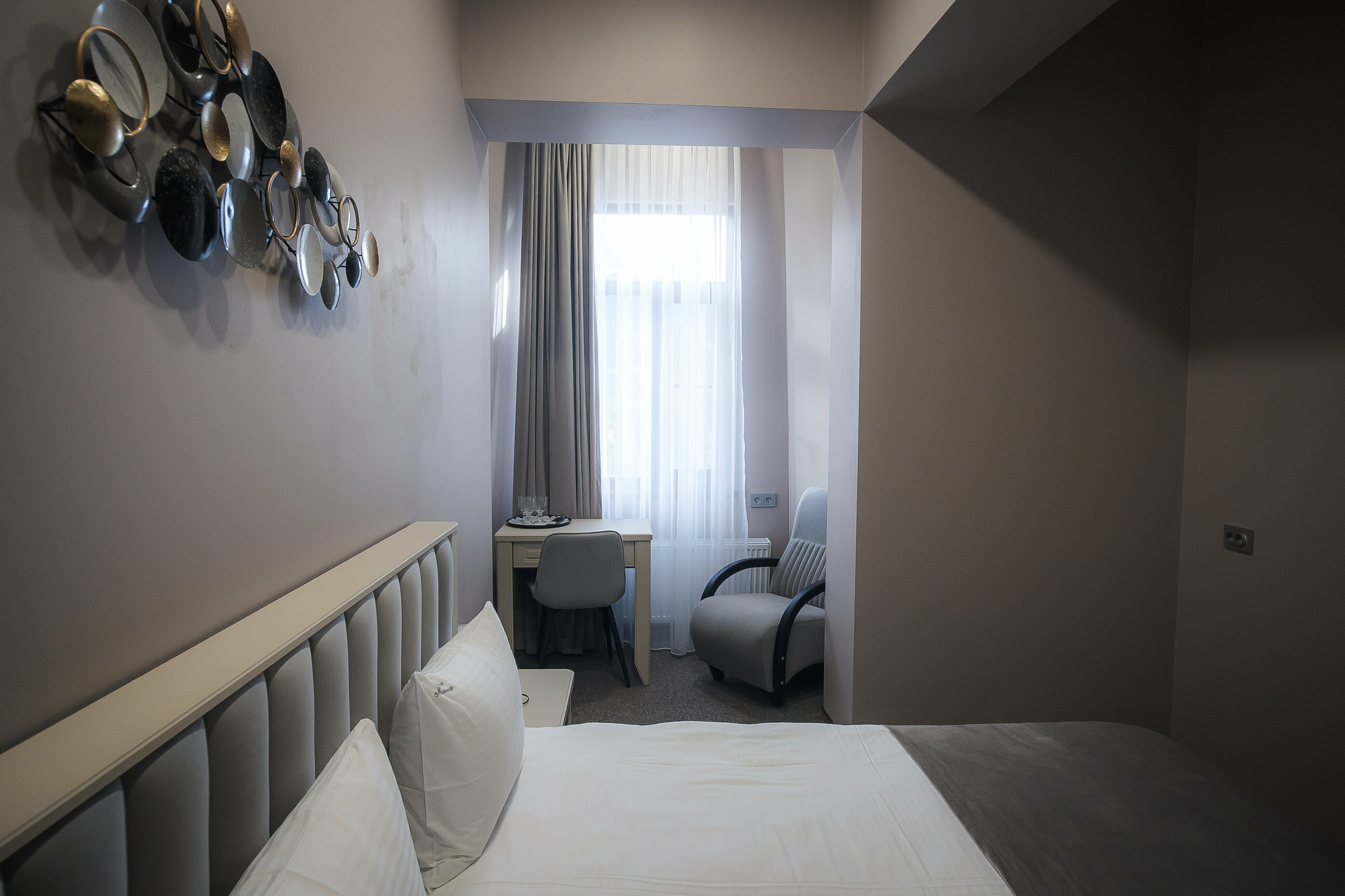 Семейный двухкомнатный номер с балконом