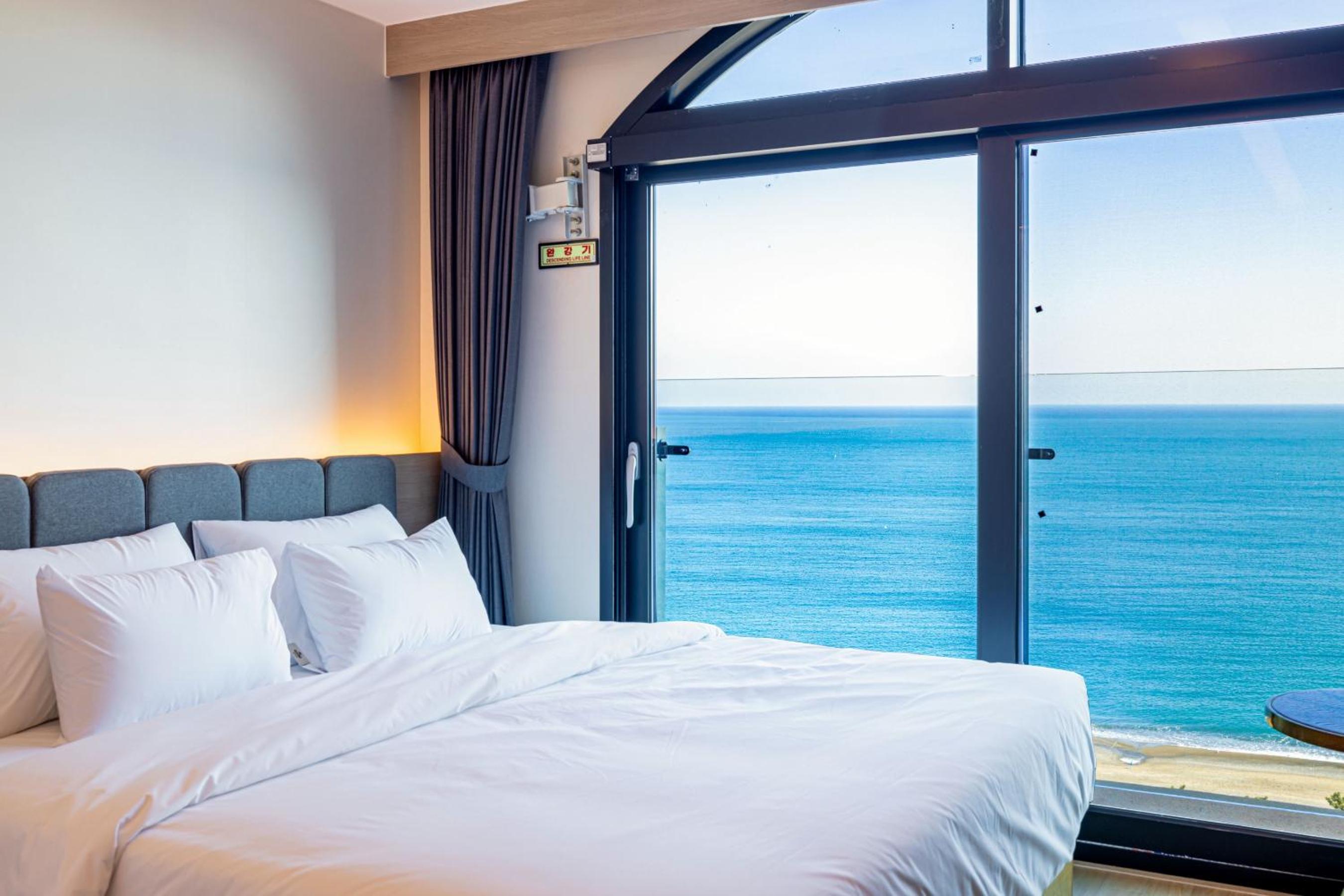 Big Pent Oean Theater