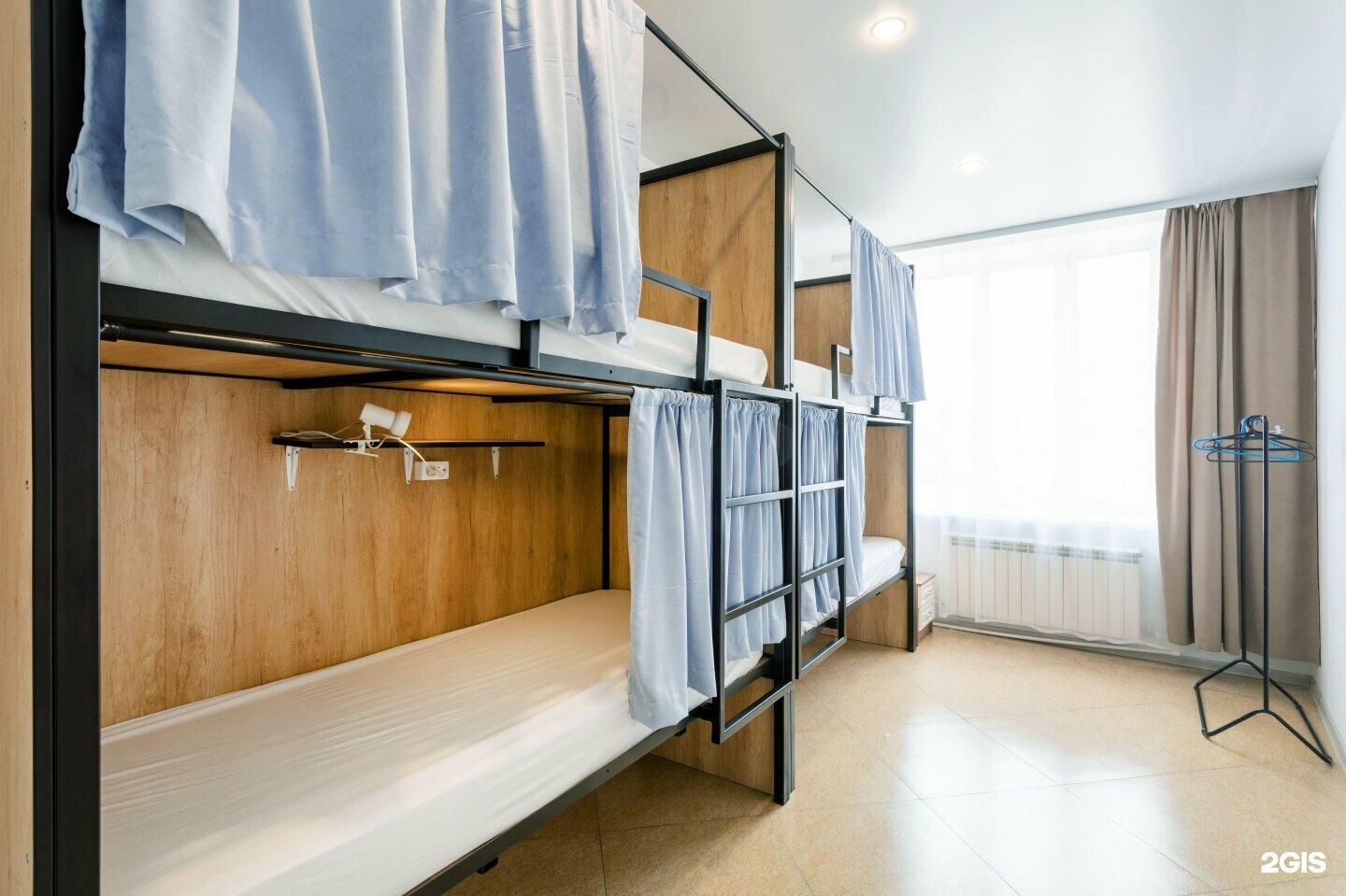 Спальное место в общем 4 -местном номере для женщин.