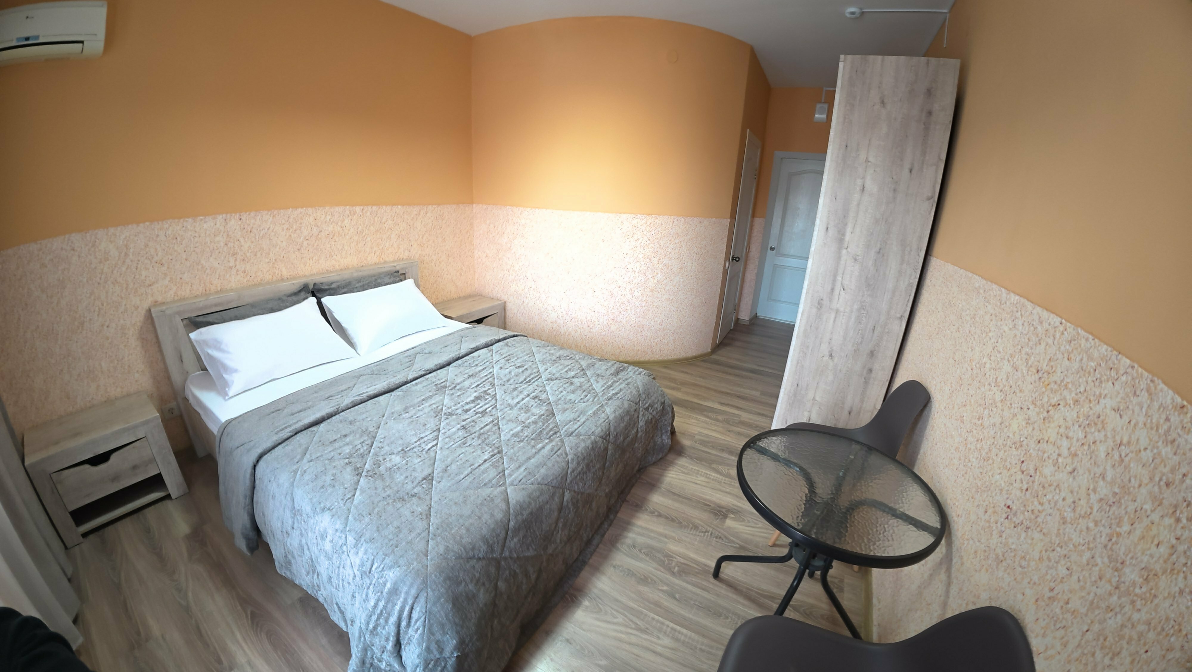 Двухместный номер с 1 кроватью или 2 отдельными кроватями и балконом