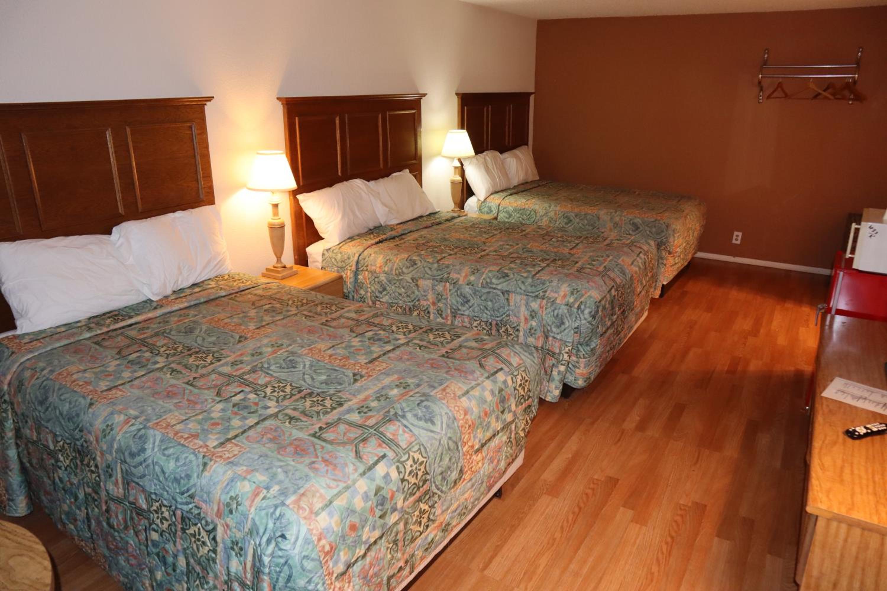 Triple Room - Non-Smoking