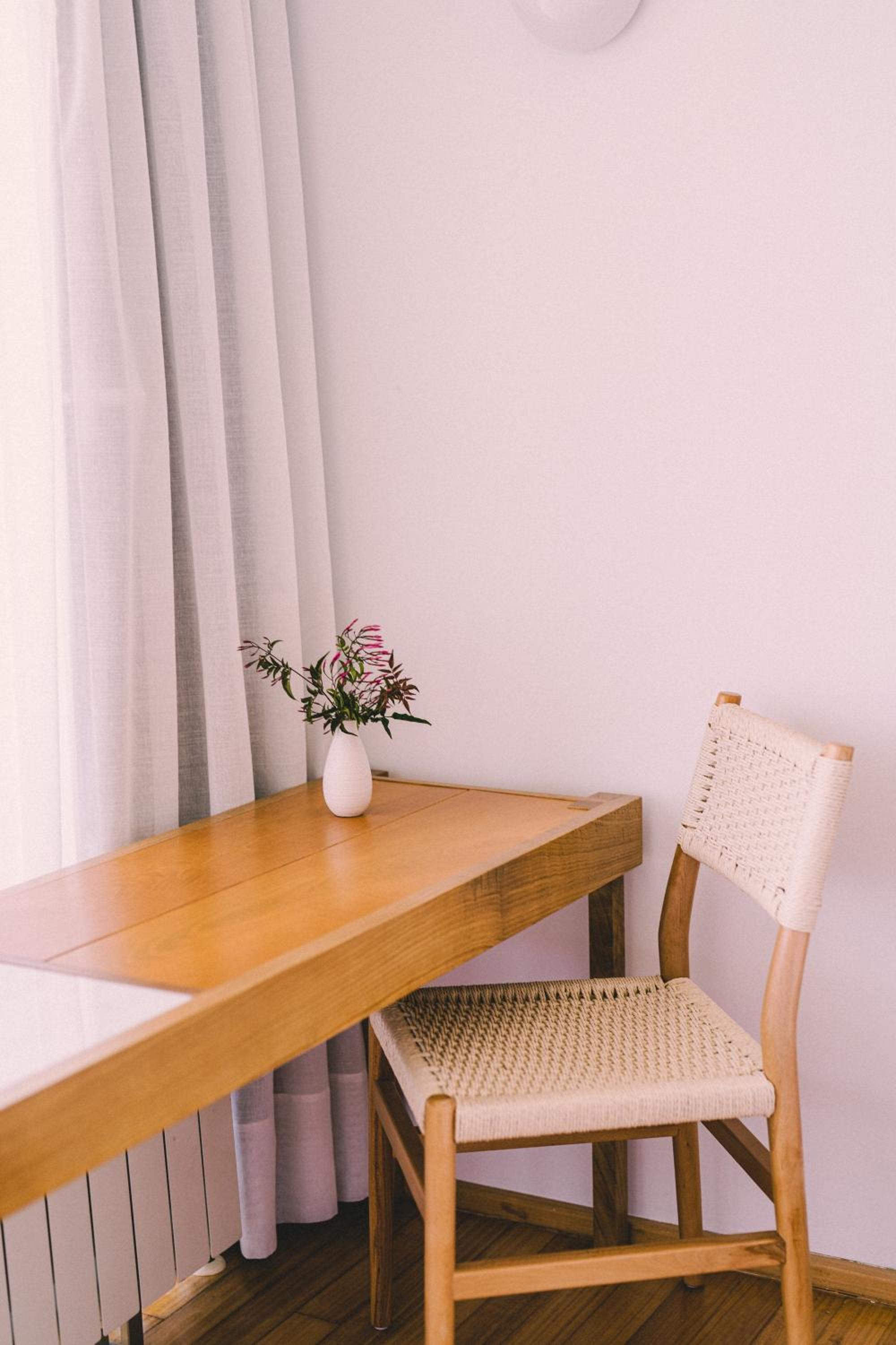 Double or Twin Room with Mountain View