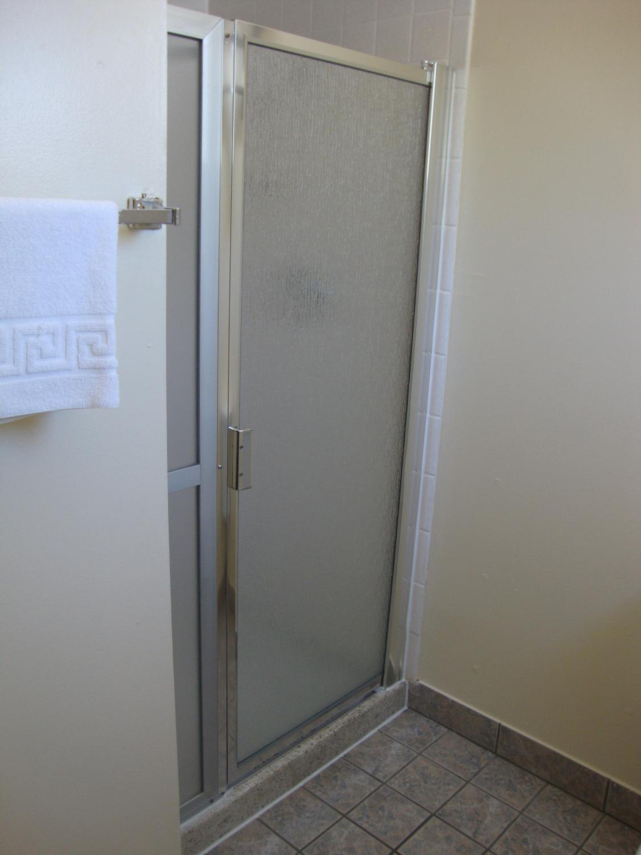 Queen Room - Non-Smoking