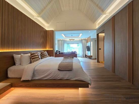 Family Beachfront Pool Villa