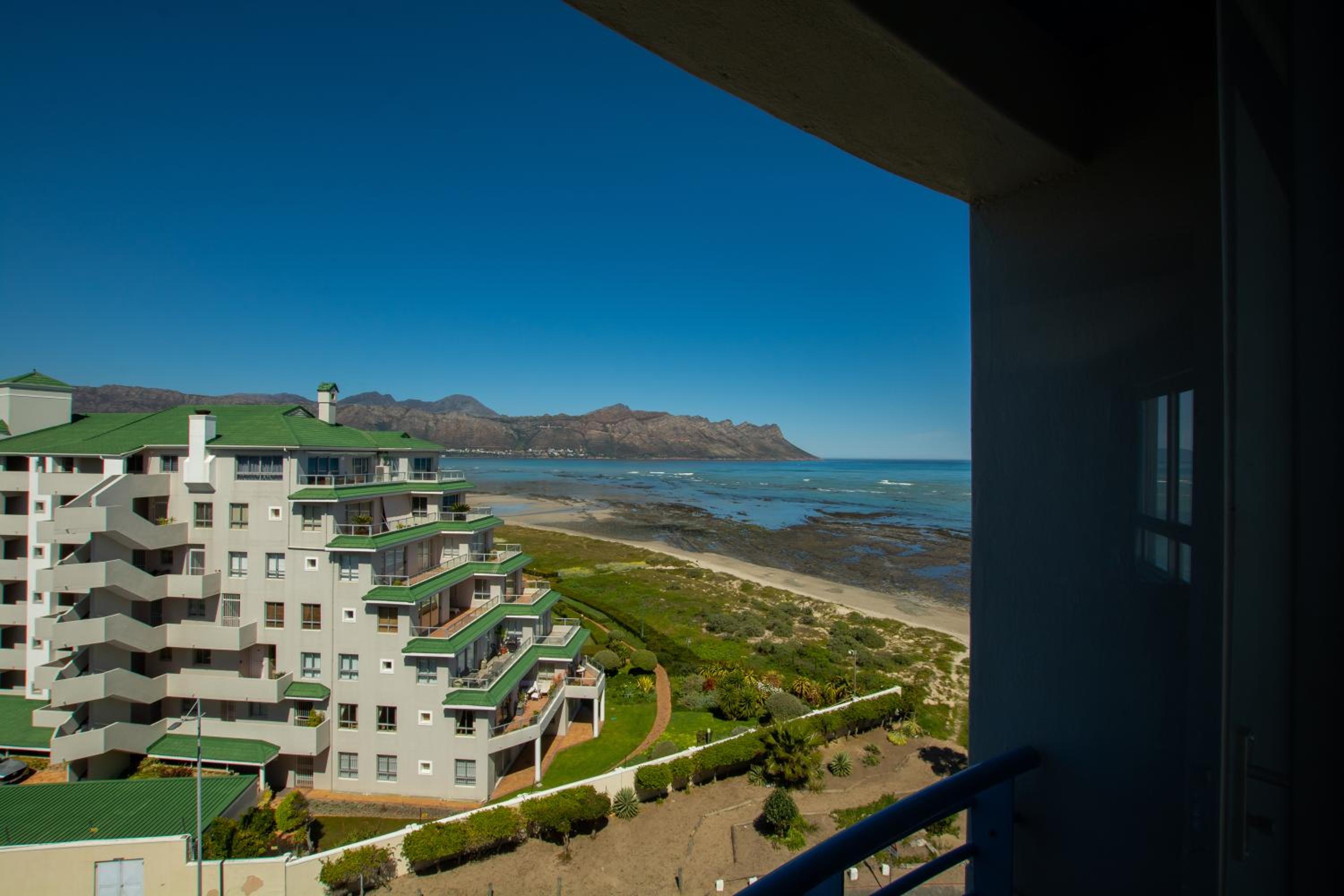 Family Room Sea Facing
