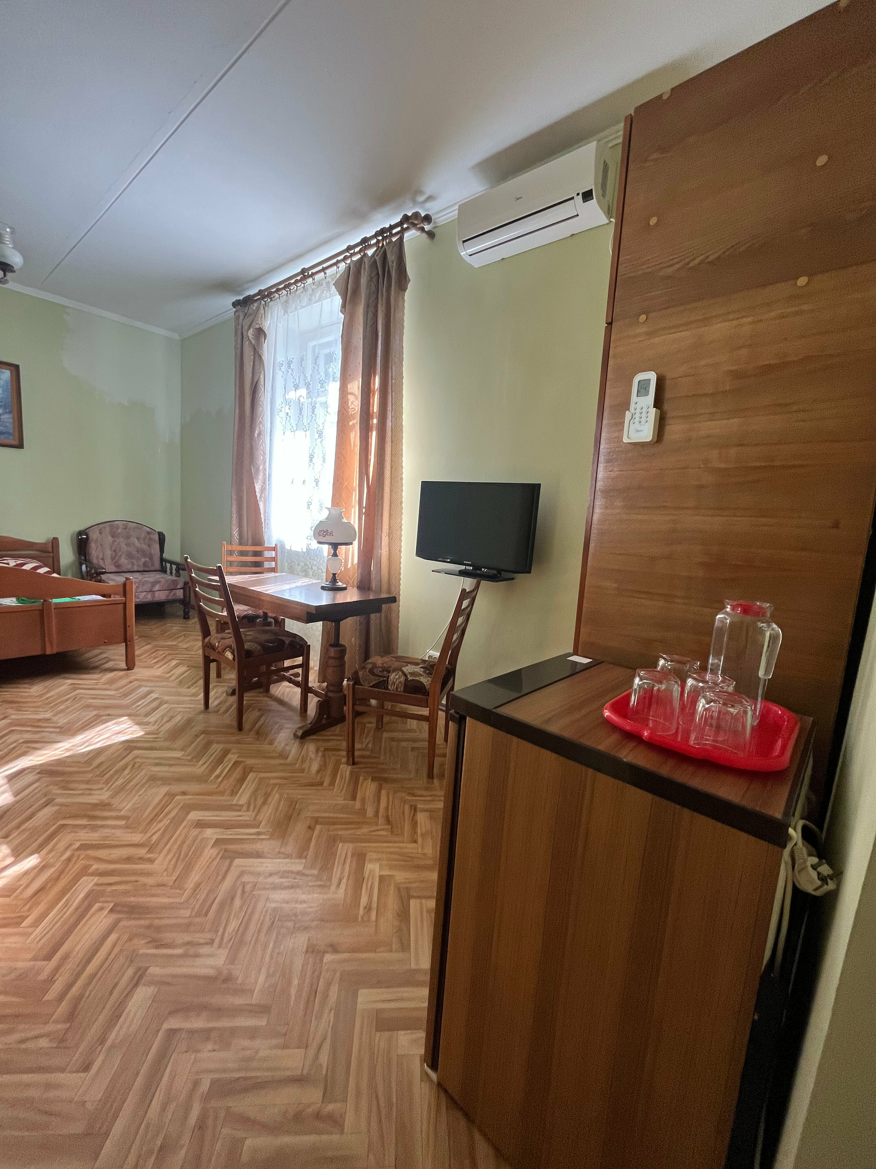 Четырехместный номер с балконом