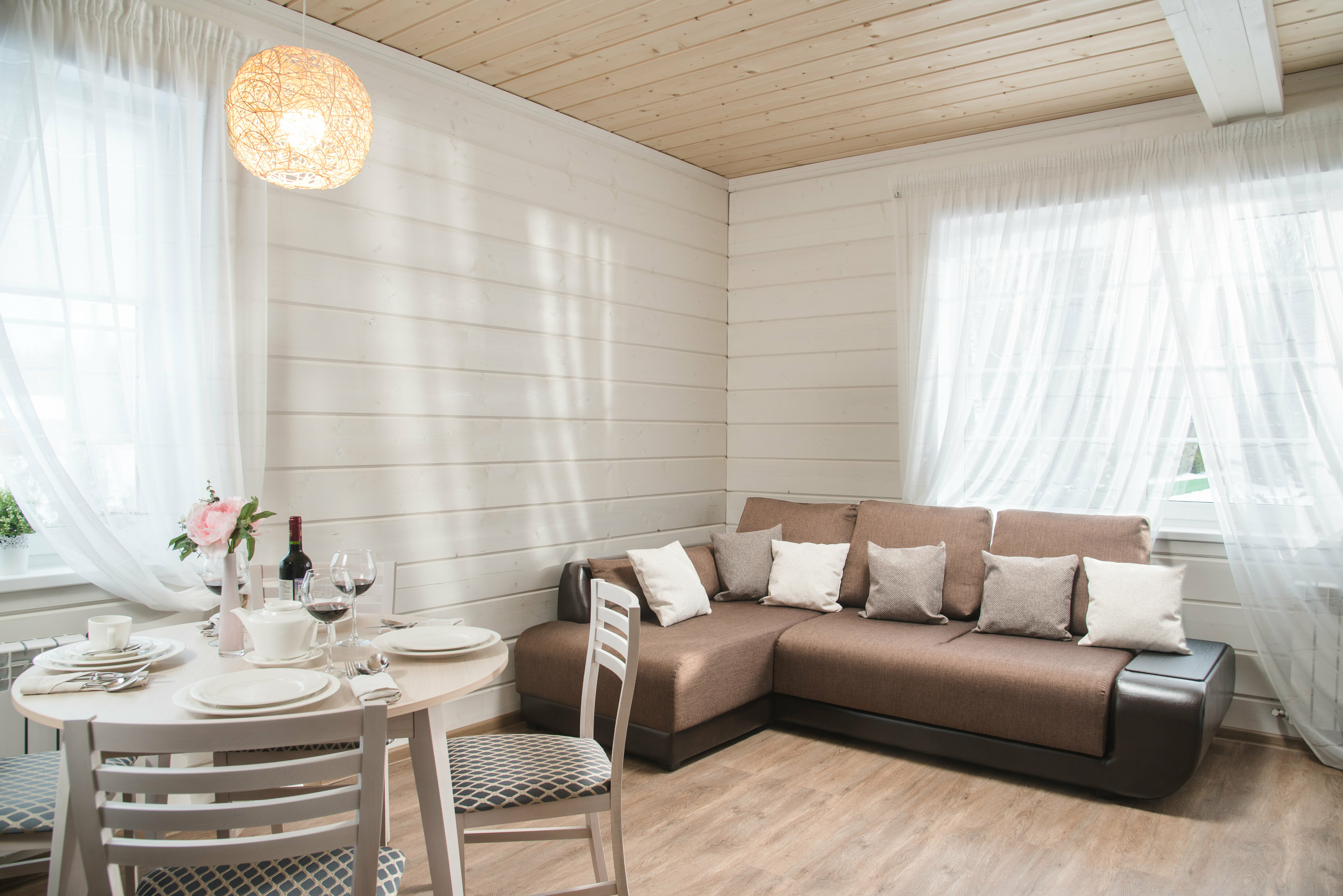 Дом на Новый год /6гостей